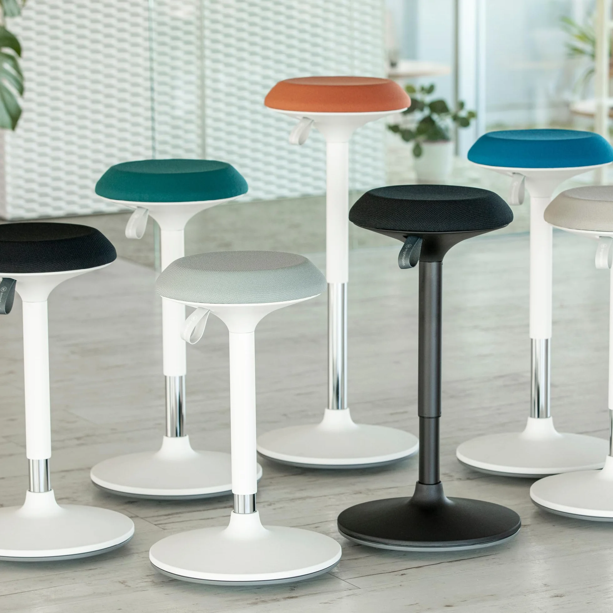 Ergotopia Dykó Taburete ergonómico oficina efecto oscilante altura asiento regulable 56-83 cm giratorio 360° soporte dinámico