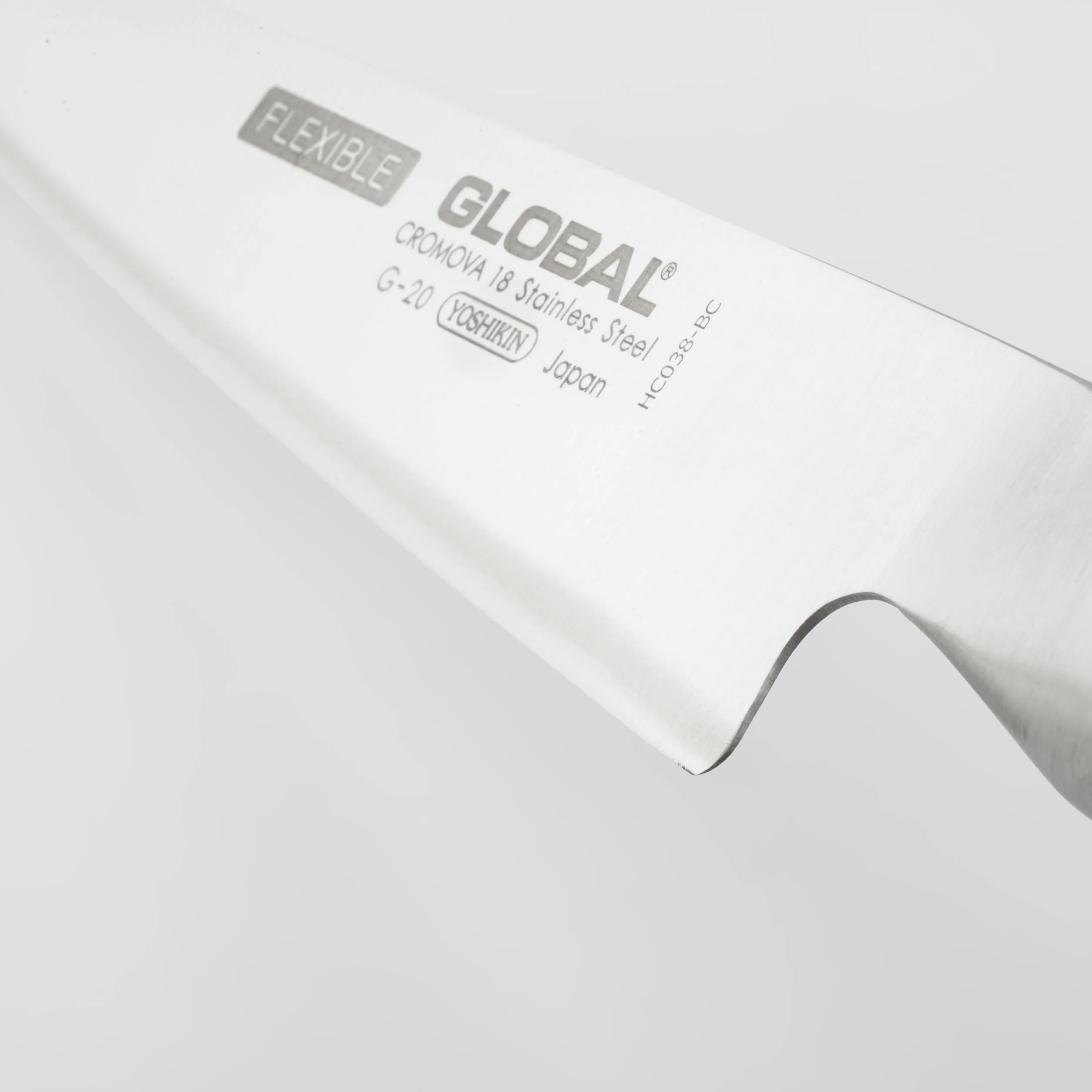 Global G-20 Cuchillo filetear 210 mm (8 cali) hoja