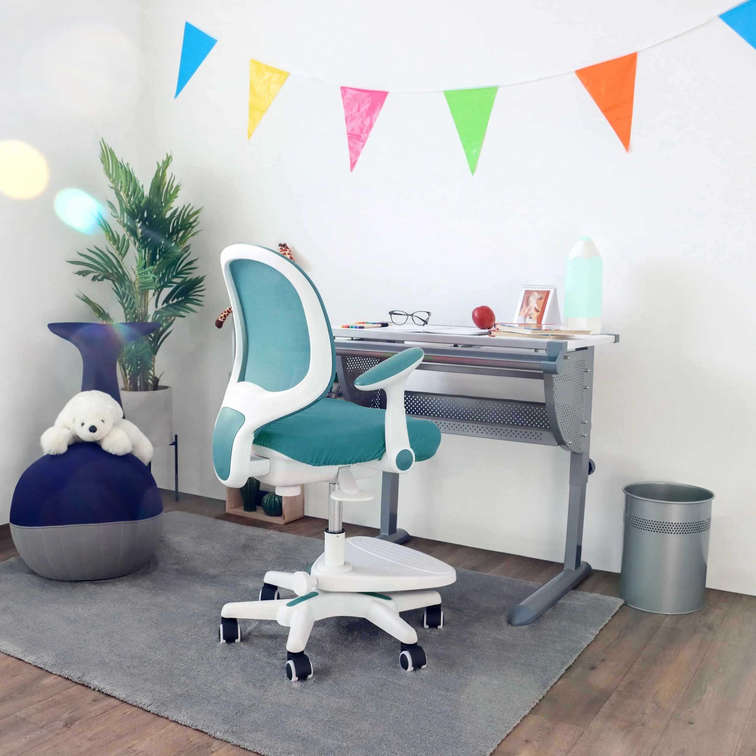 hjh OFFICE Silla para niños Silla giratoria Kid Ergo Tela/Tejido de Malla Práctico reposapiés Regulable en Altura Azul