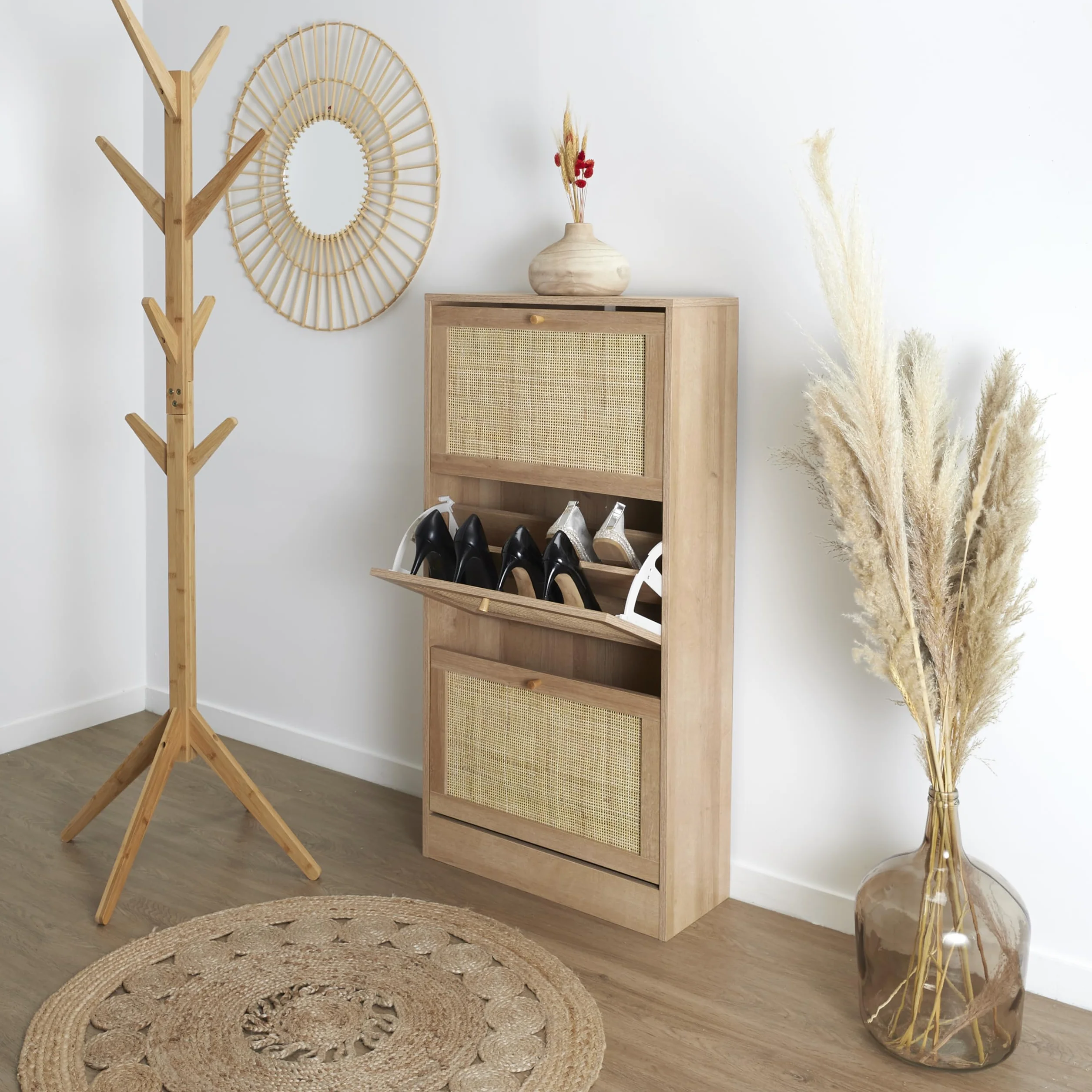 HOME DECO FACTORY - HD0207 Mueble Zapatero 3 Puertas de Madera - Diseñado para Almacenamiento Elegante - Diseño Moderno - Dimensiones 60 x 113 x 24 cm - Color Marrón
