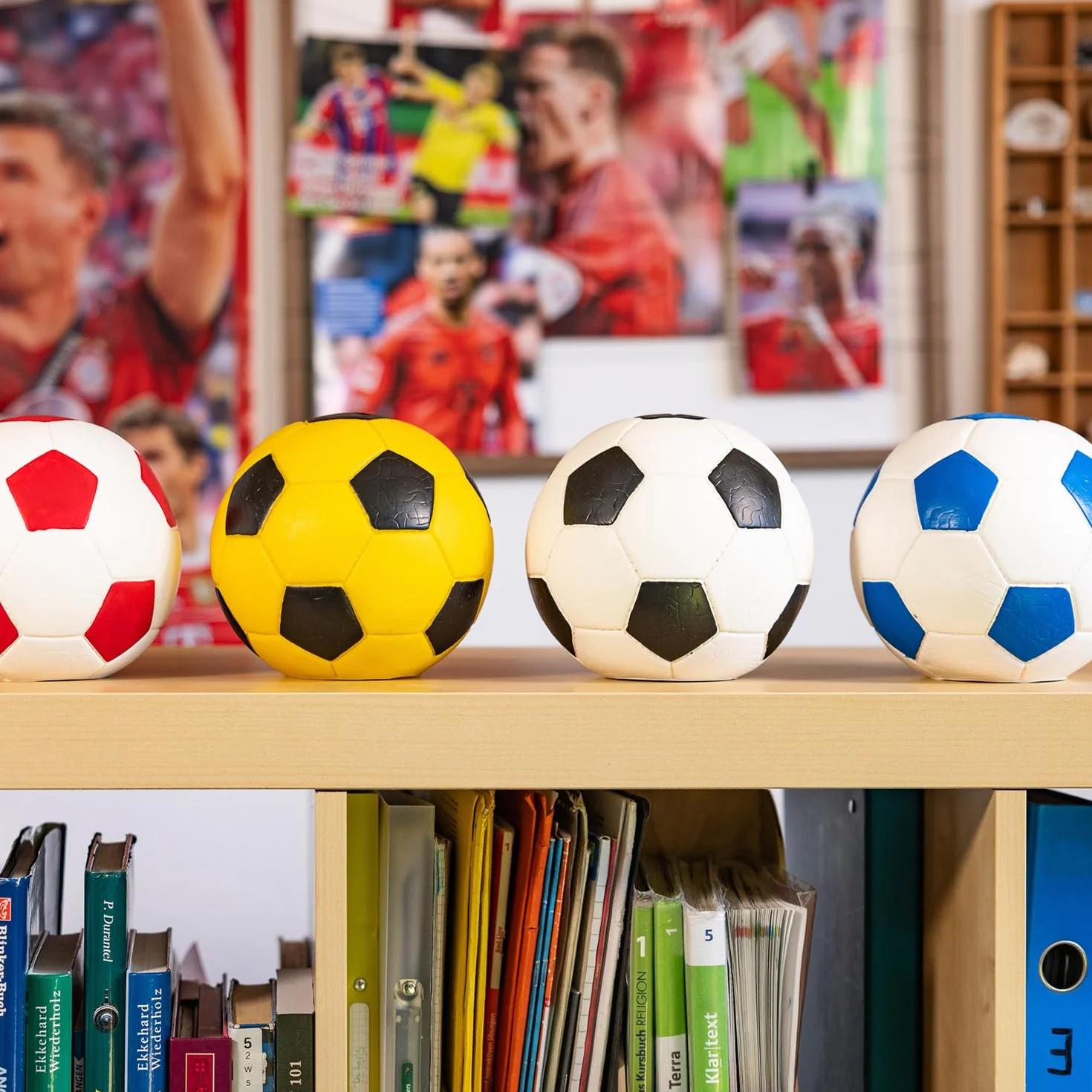 HMF 4790-01 alcancía Pelota de fútbol imitación Piel Caja caudales 15 cm diámetro Blanco Negro