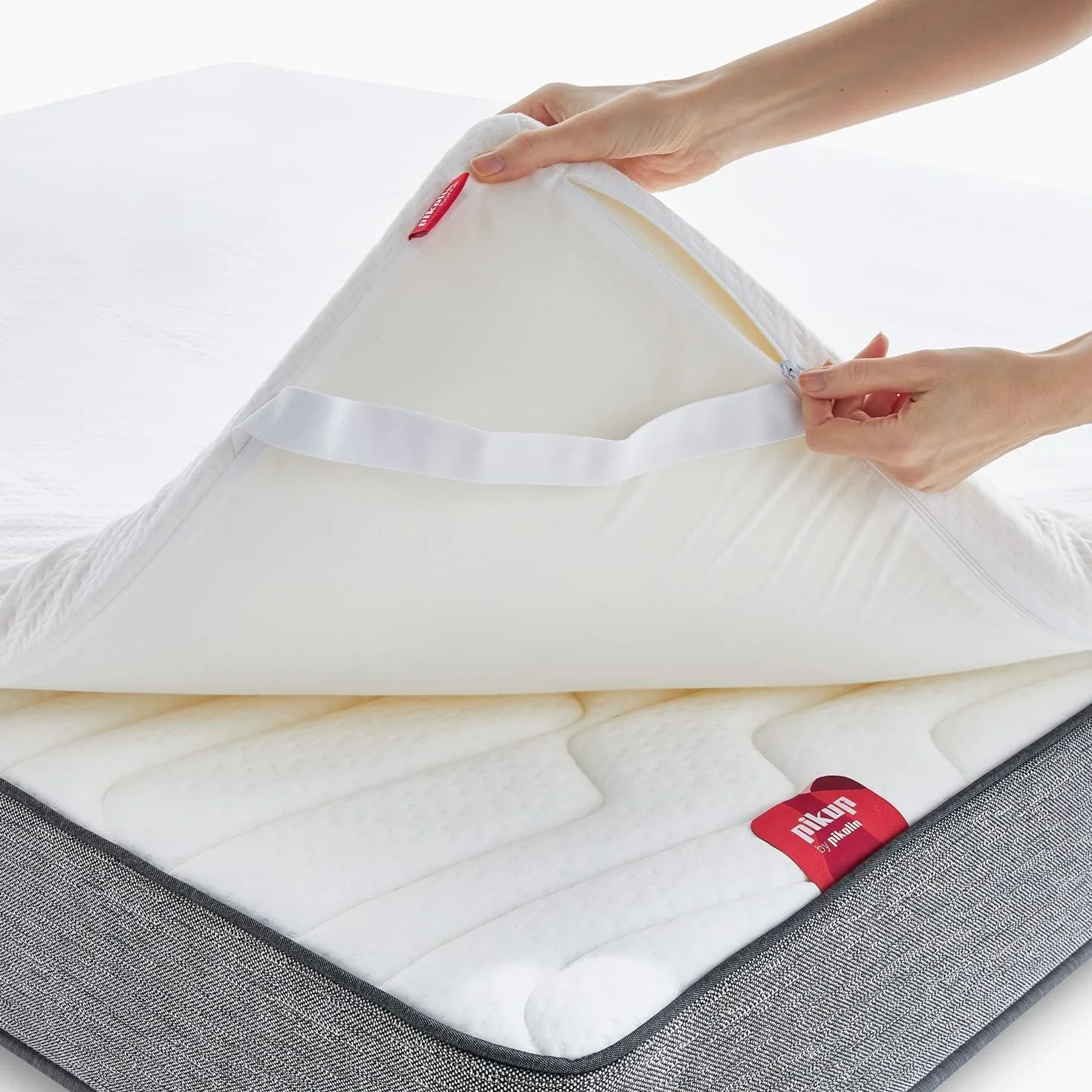Pikolin Home - Topper Viscoelástico de Hotel - Multizonas - Sobrecolchón Colchoncillo de Grosor 7 cm, para Cama de 150, Desenfundable y Transpirable, Cubre Colchón Viscoelástico, 150 x 190 cm