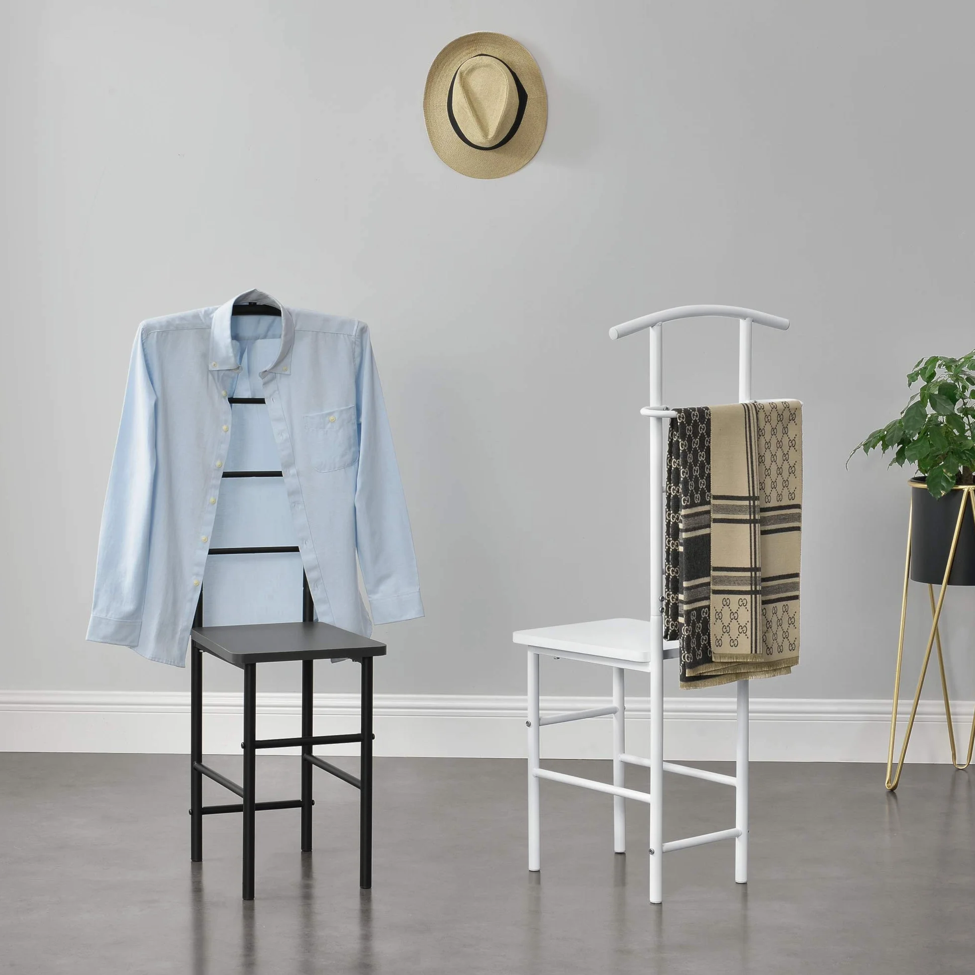 Galán de Noche Anaheim Perchero con Asiento 107 x 44,5 x 45 cm Metal Gris oscuro