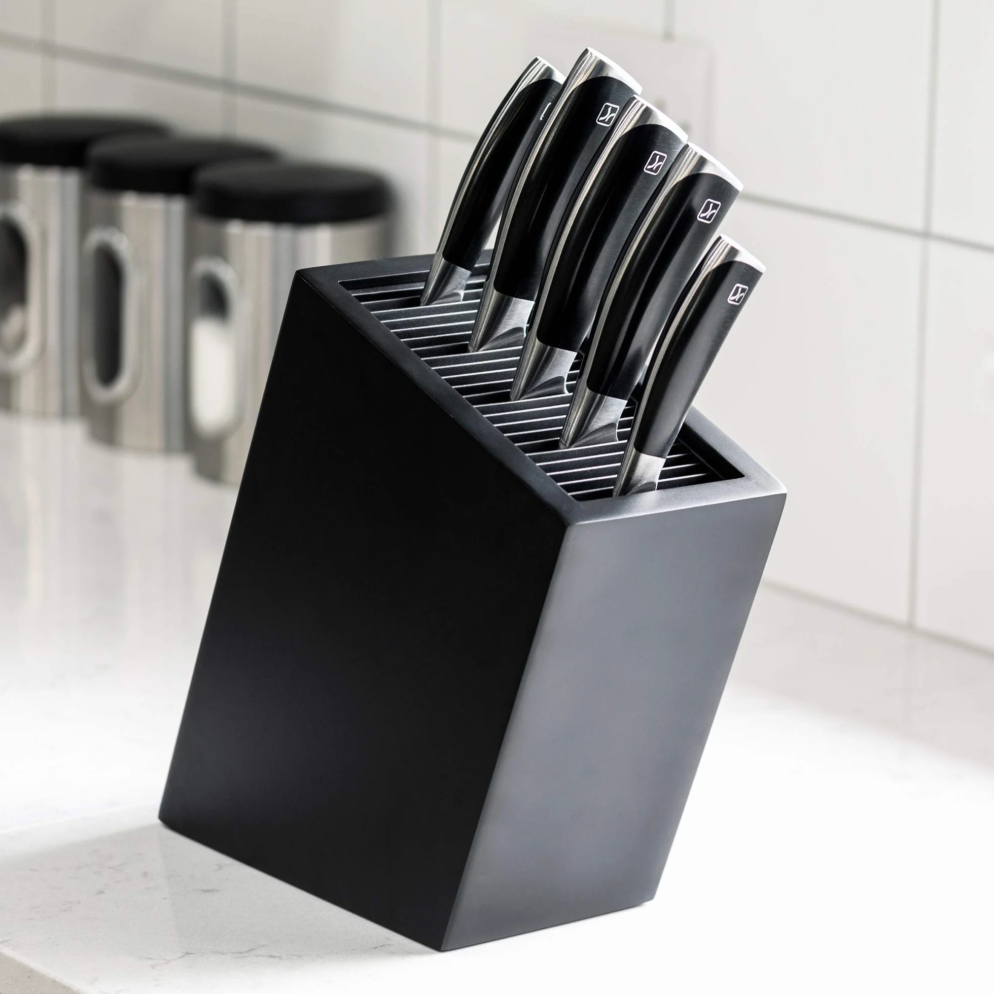 Rockingham Forge Bloque universal para 20 cuchillos, Negro - Una solución de almacenamiento ordenada para la cocina, apta para múltiples tipos de cuchillos con una longitud de hoja de hasta 20 cm