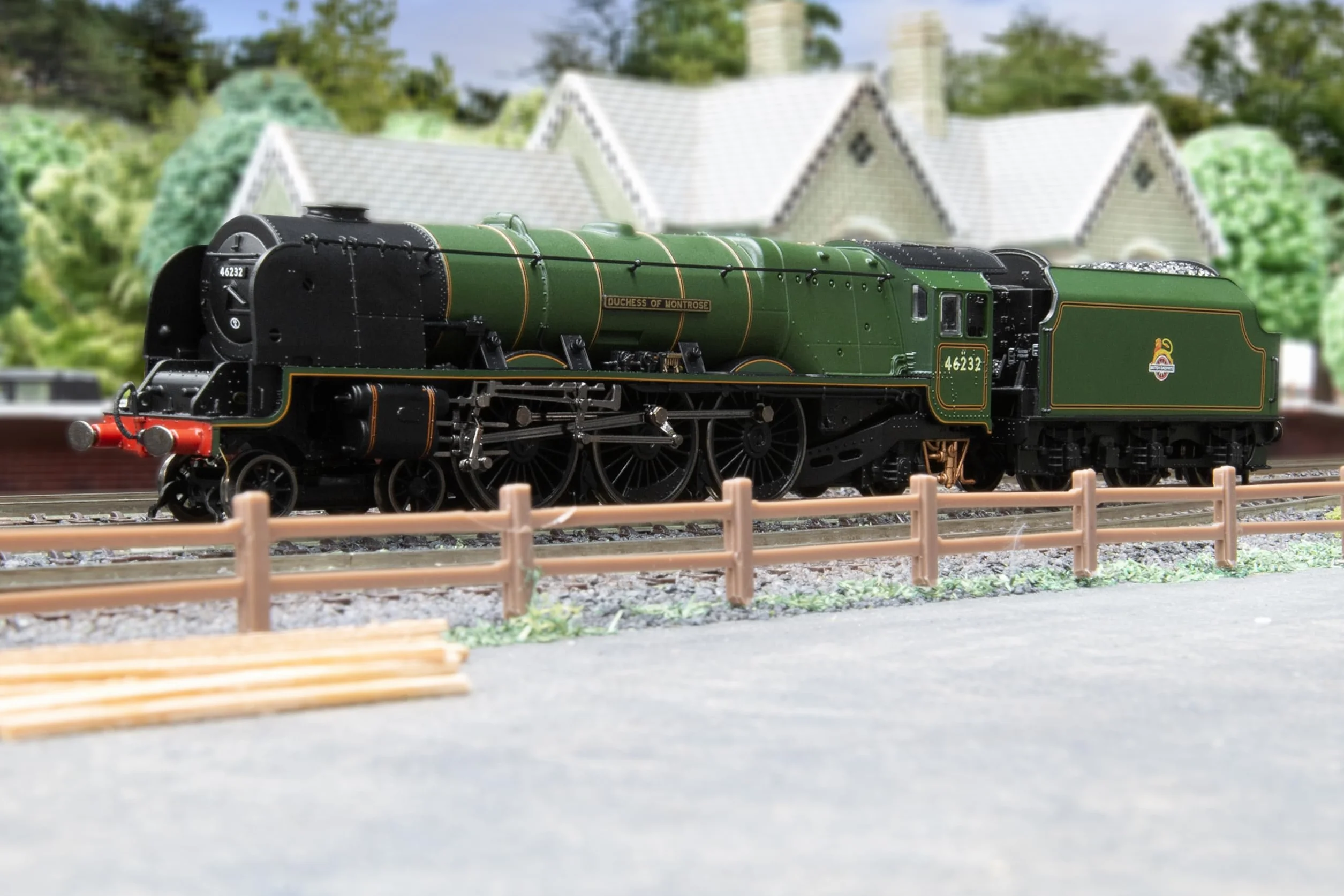 Hornby TT:120 TT3011M BR, Princess Coronation, 4-6-2, 46232, 'Duquesa de Montrose' - Era 4 Loco - Steam