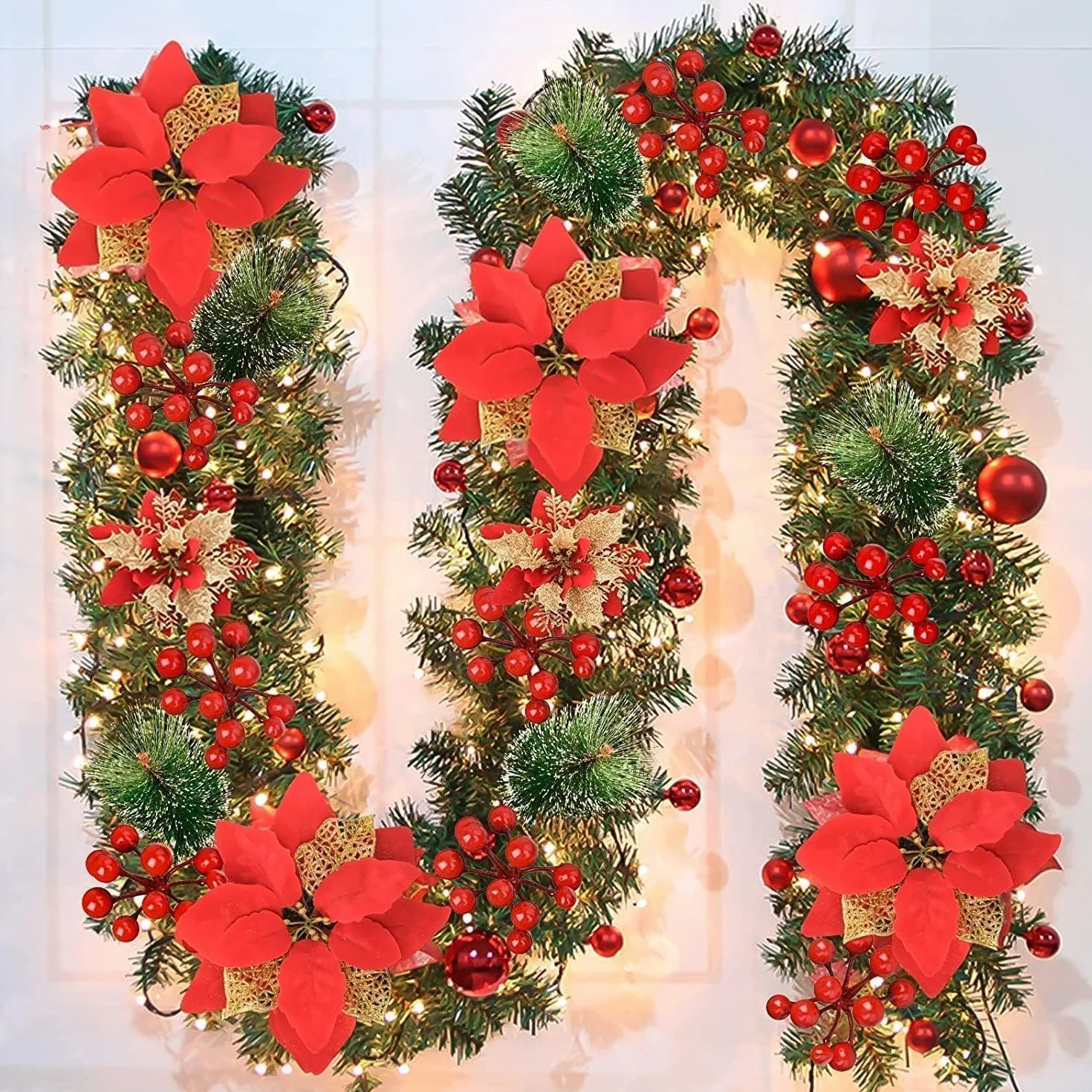 Guirnalda Navidad, Corona navideña de 2,7 m, 200 Ramas, con Bayas Rojas y Agujas de Pino Blanco,Decoracion Navidad para Chimenea con escalones de jardín (Rojo)