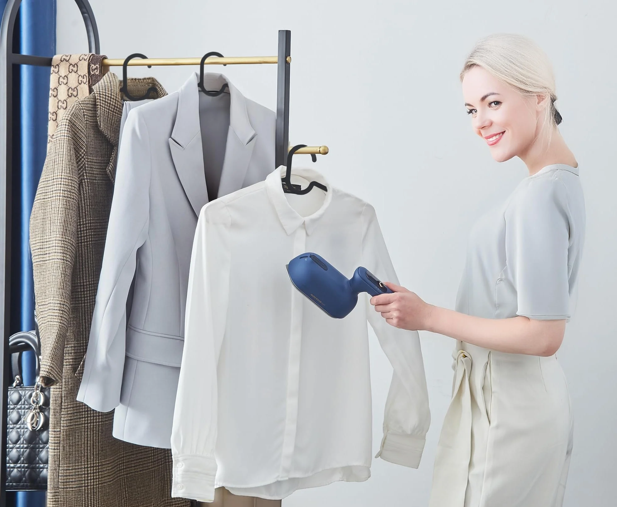 Perchas de plástico para Ropa Adulto Resistentes Pack 20 Negras