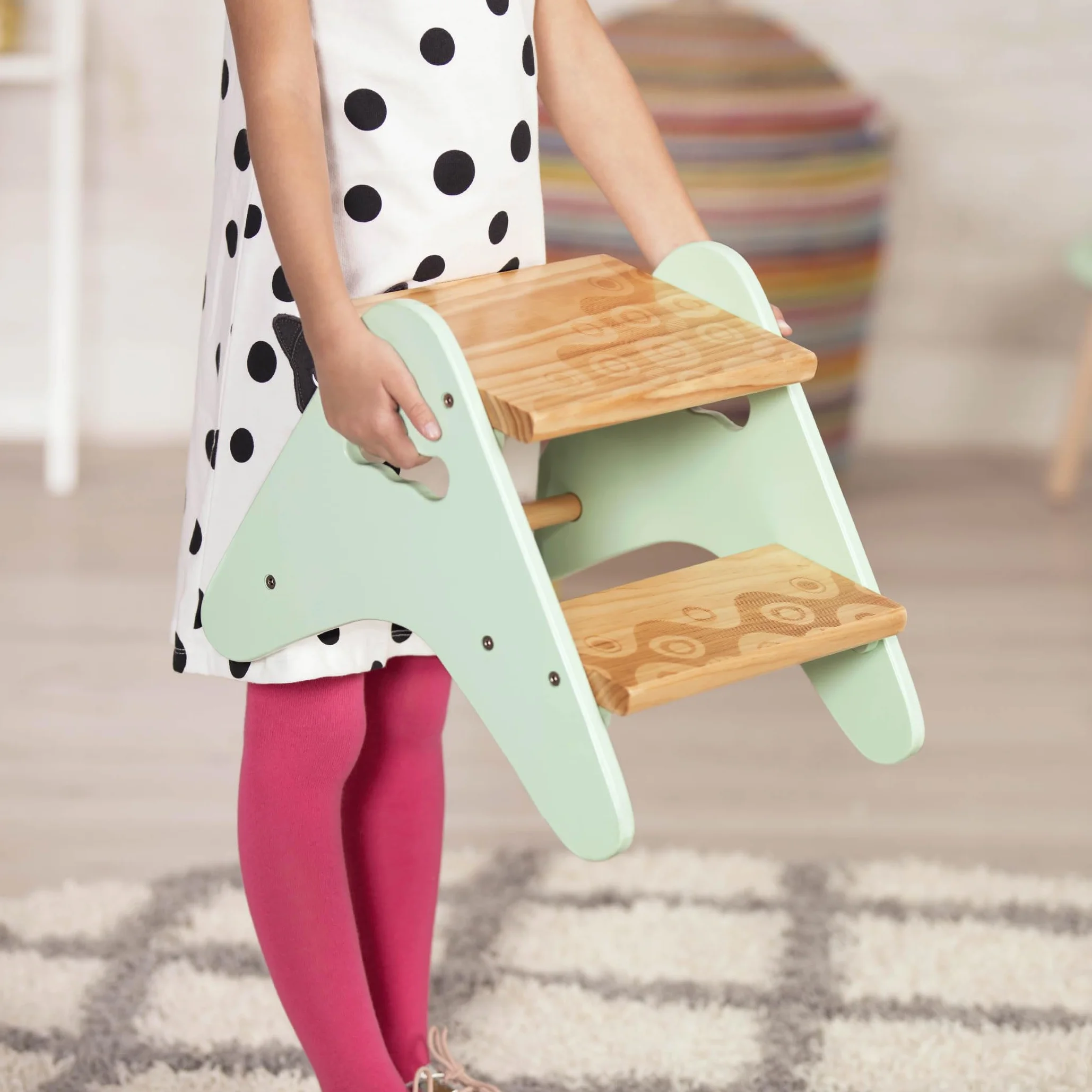B. toys Peek-A-Boost Taburete para niños 2 años+