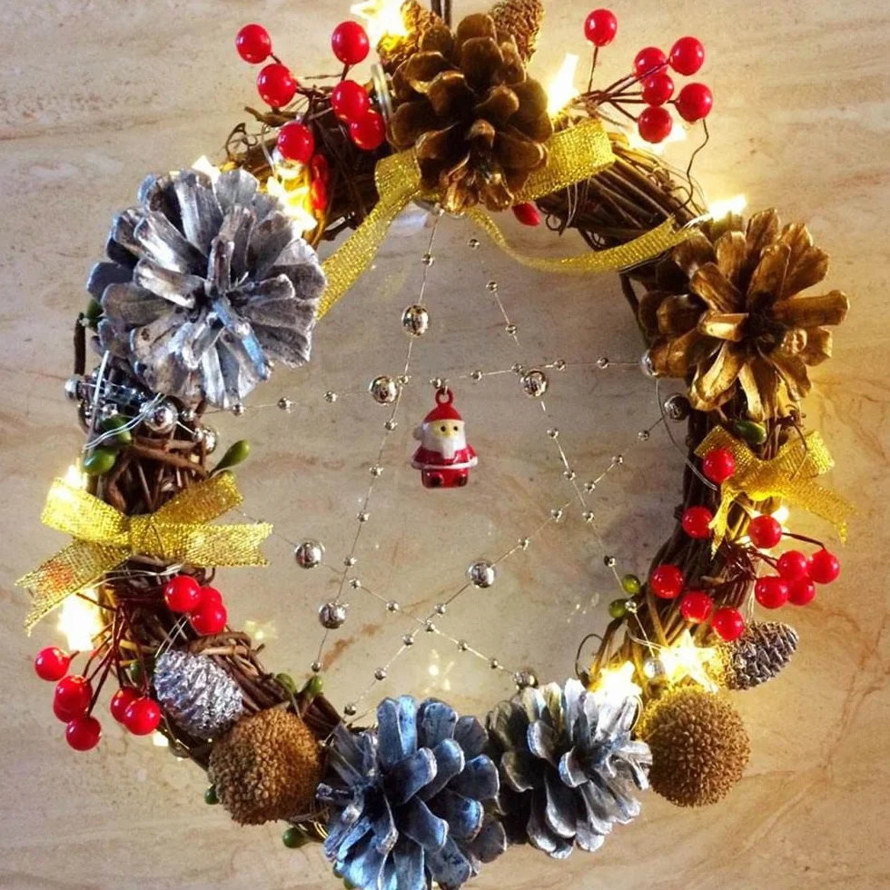 Conos de Pino Seco Natural 8-10 cm Decoración Árbol de Navidad 10 Piezas