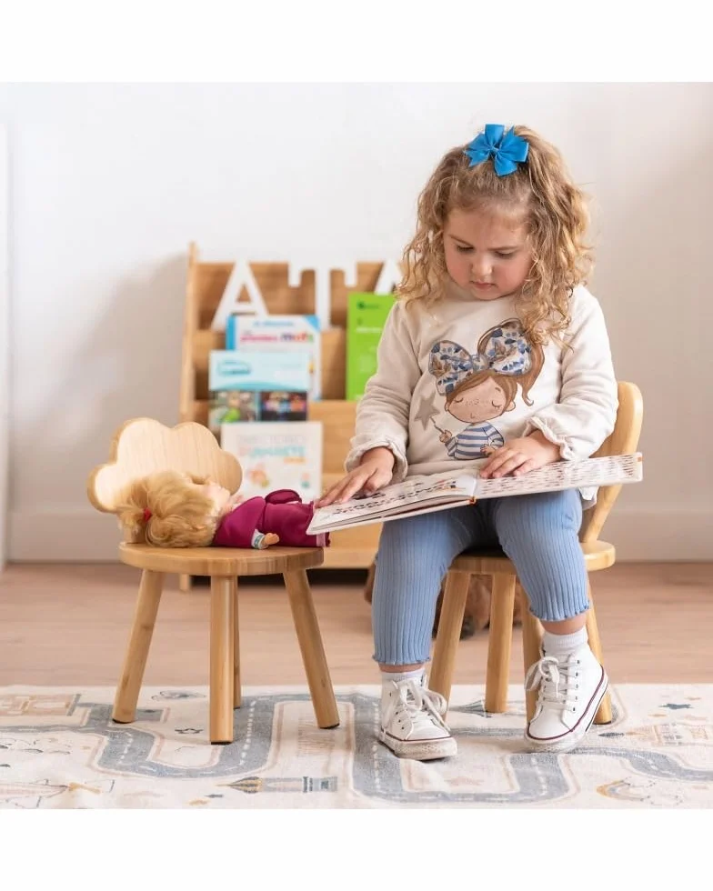 ATAA Silla Infantil Montessori de bambú Darina – Altura Adaptada para niños – Diseño Natural, ergonómico y ecológico – Ideal para rincón de Lectura o Mesa Montessori (Nube)