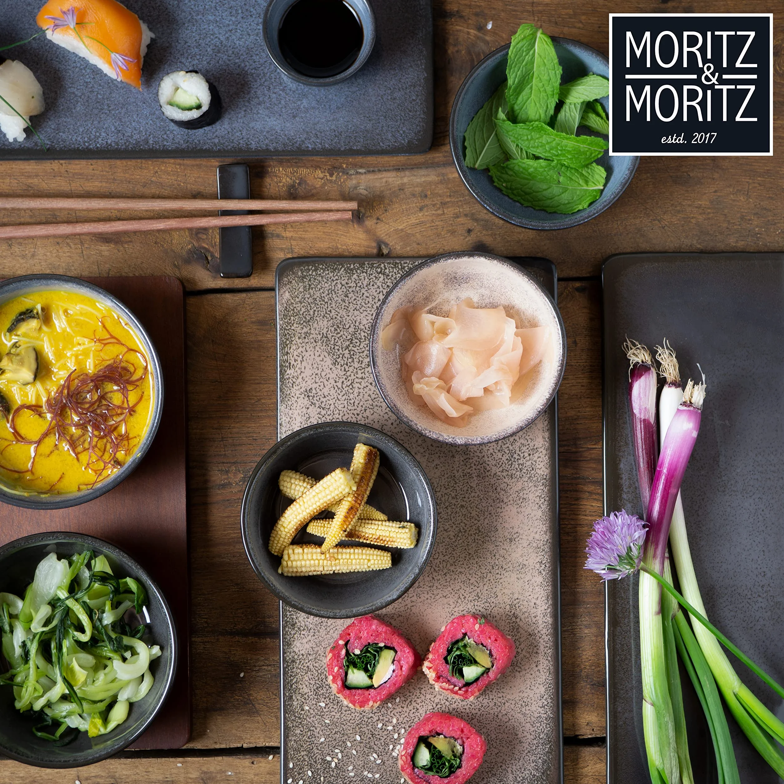 Moritz & Moritz Vajilla Sushi - Platos Sushi Ceramica - Plates Set 29 Piezas para 4 Personas - Plato Sushi con Palillos Soporte de Palillos Cuencos para Wasabi