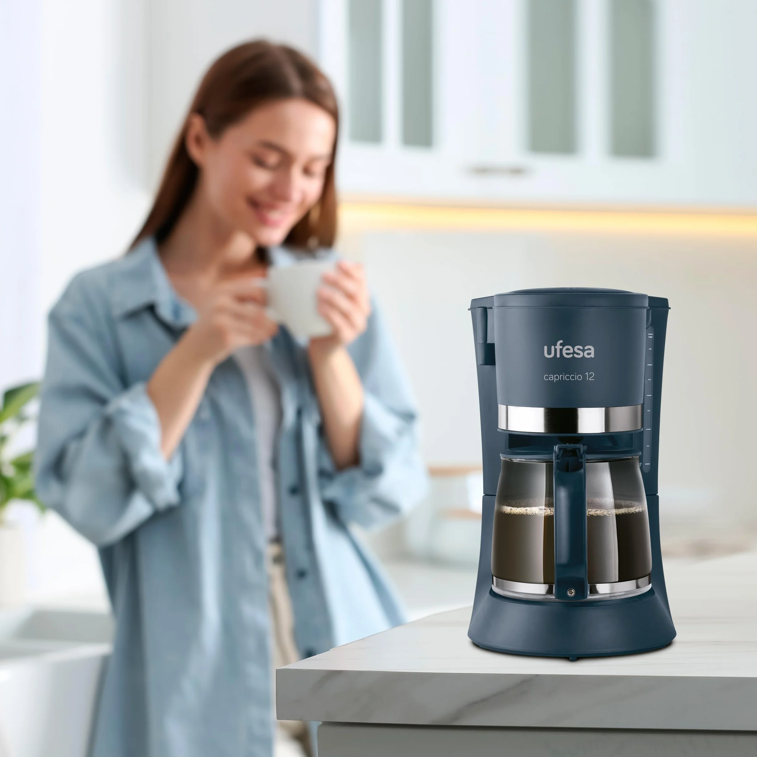 Ufesa Capriccio Cafetera de Goteo 12 Tazas 1.2L 680W Filtro Permanente Auto Apagado Azul Verdoso