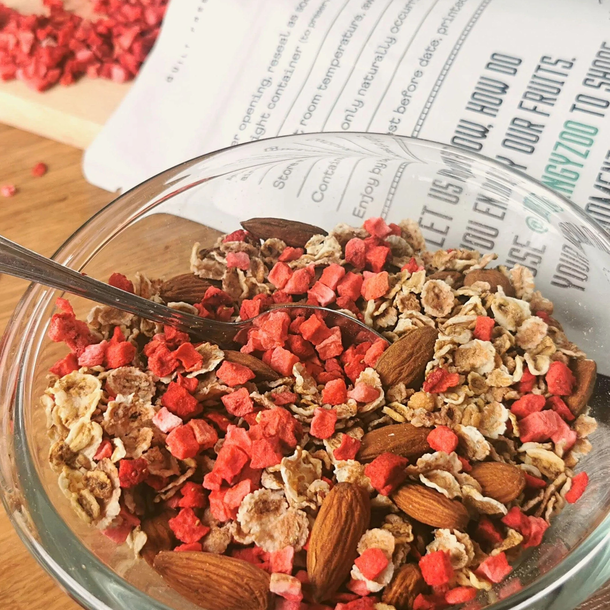 Fresa Liofilizada Piezas Pequeñas 100g Fruta Deshidratada Vegana Cruda Sin Azúcar ZingyZoo
