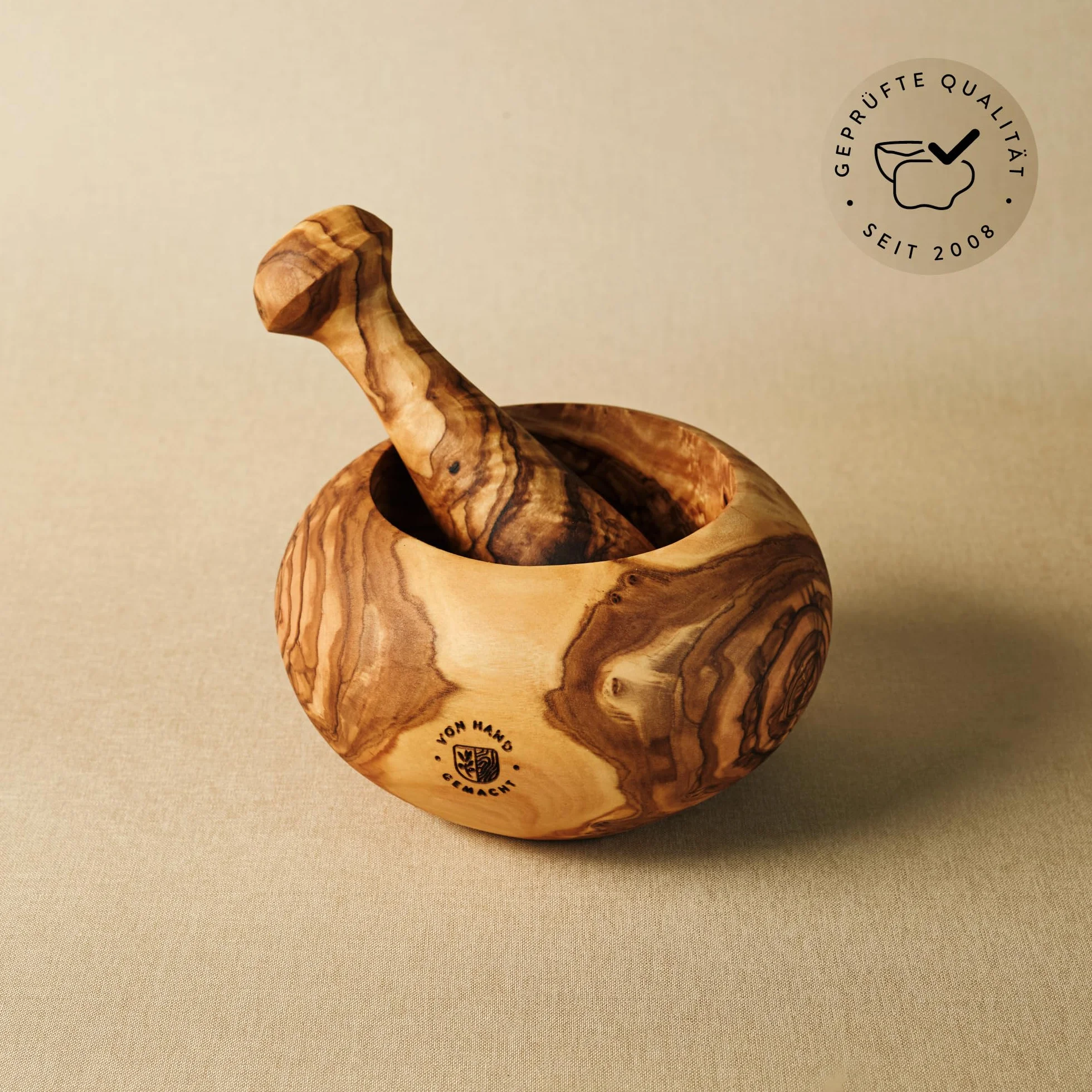 Mortero y Émbolo Forma Redonda de Madera de Olivo - 12cm