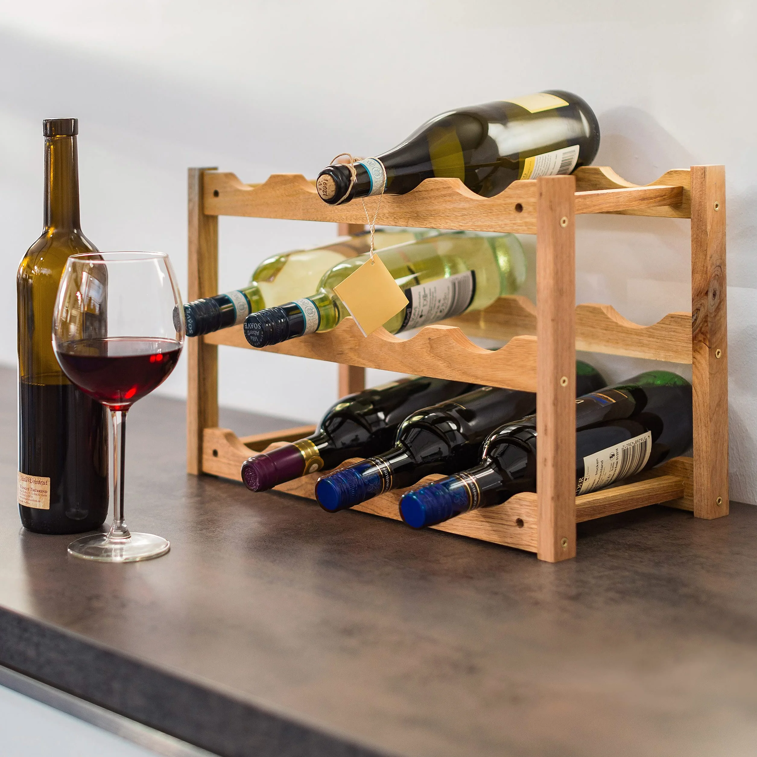 Relaxdays Botellero pequeño de Madera natural 28 x 42,5 x 21 cm Estante con 3 niveles para 12 botellas de vino, soporte de nogal barnizada para almacenar