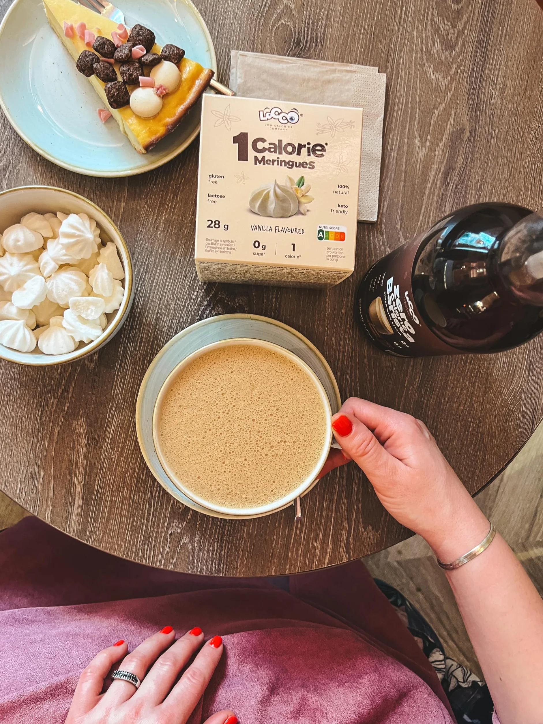 LoCCo Merengues Sin Azúcar Frambuesa Snack Keto Bajo en Calorías con Stevia Low Carb Rico en Proteínas y Fibra