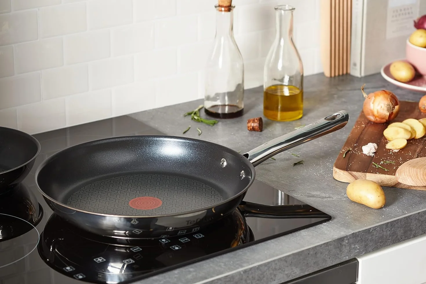 Tefal Duetto Juego de Sartenes 20/24/28 cm Antiadherente Titanio Inducción