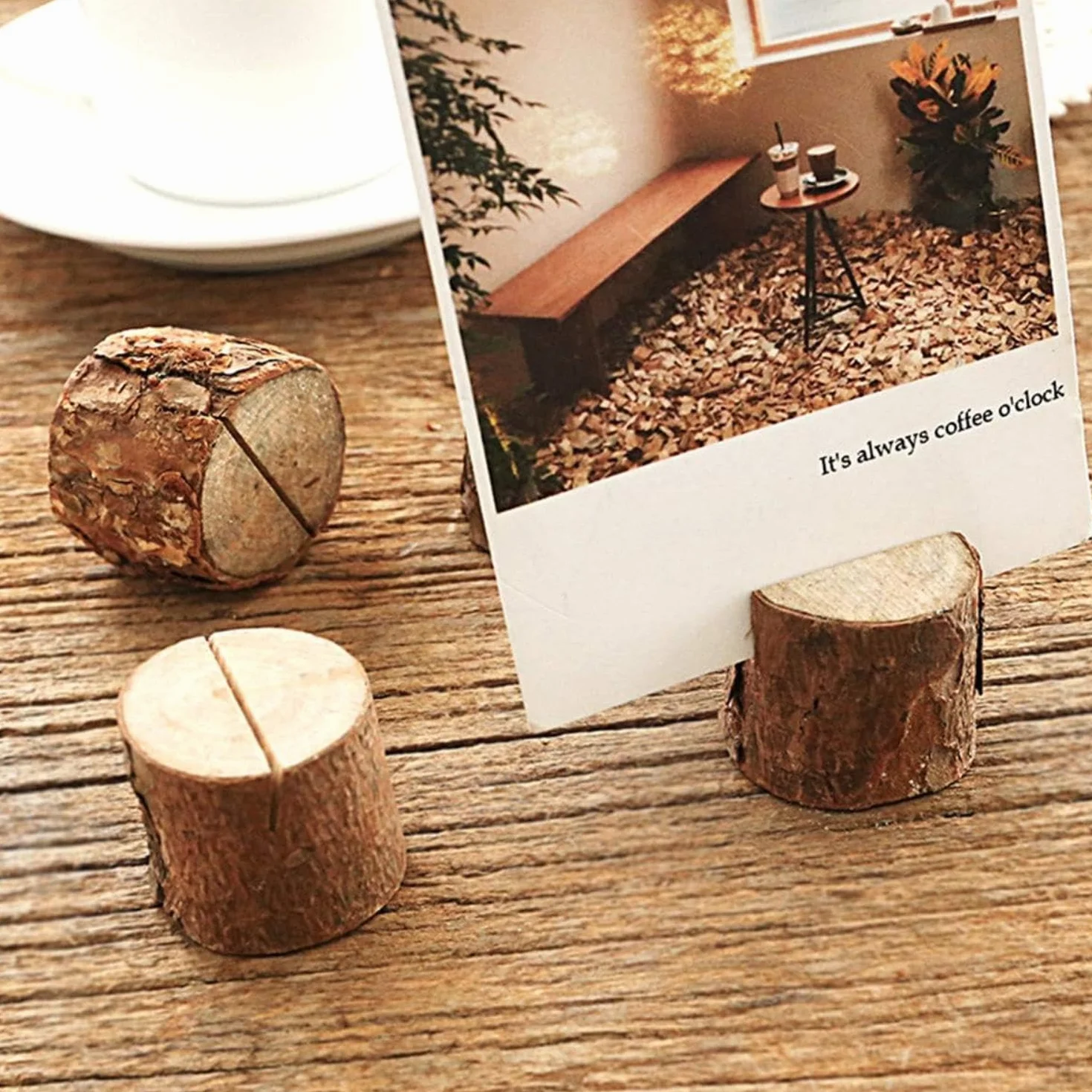 28 Piezas Memo Clip, Clip de Nota Memo, Soporta Tarjetas Madera, Porta Tarjetas de Madera, Soporta Tarjetas Mesa Boda, para Cenas Familiares, Bodas, Oficinas, Decoración de Restaurantes (7 Estilos)