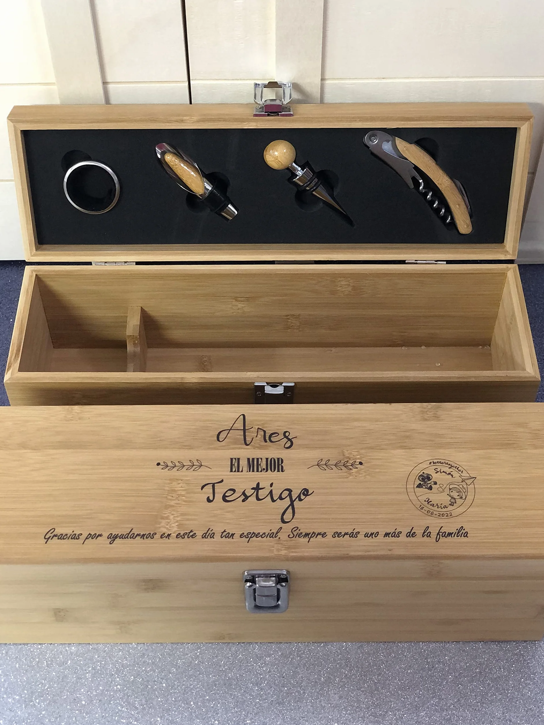 Regalo Personalizado Caja Sumiller con Accesorios para Degustar Vino