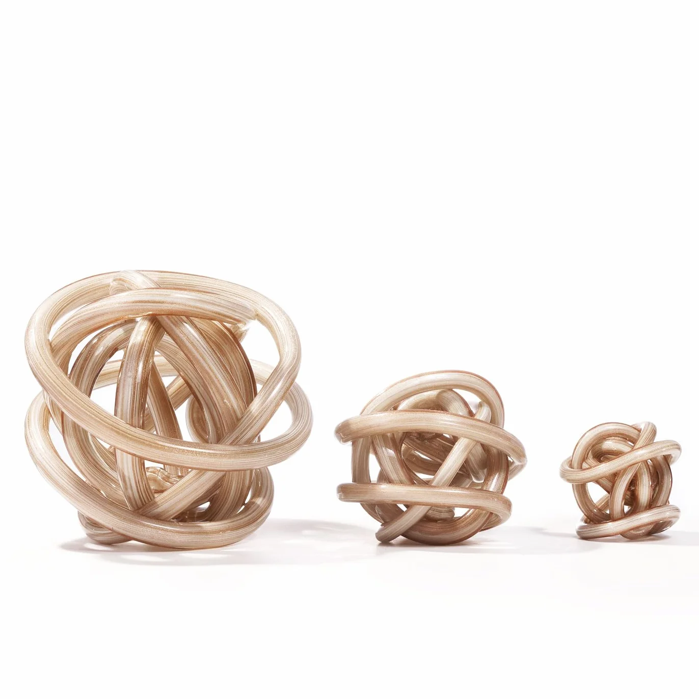 Luxury Lane Bola de cristal soplada a mano con nudo infinito Sommerso Art Orbit para decoración del hogar, centro de mesa de 4 pulgadas de alto, decoración de mesa, oro blanco