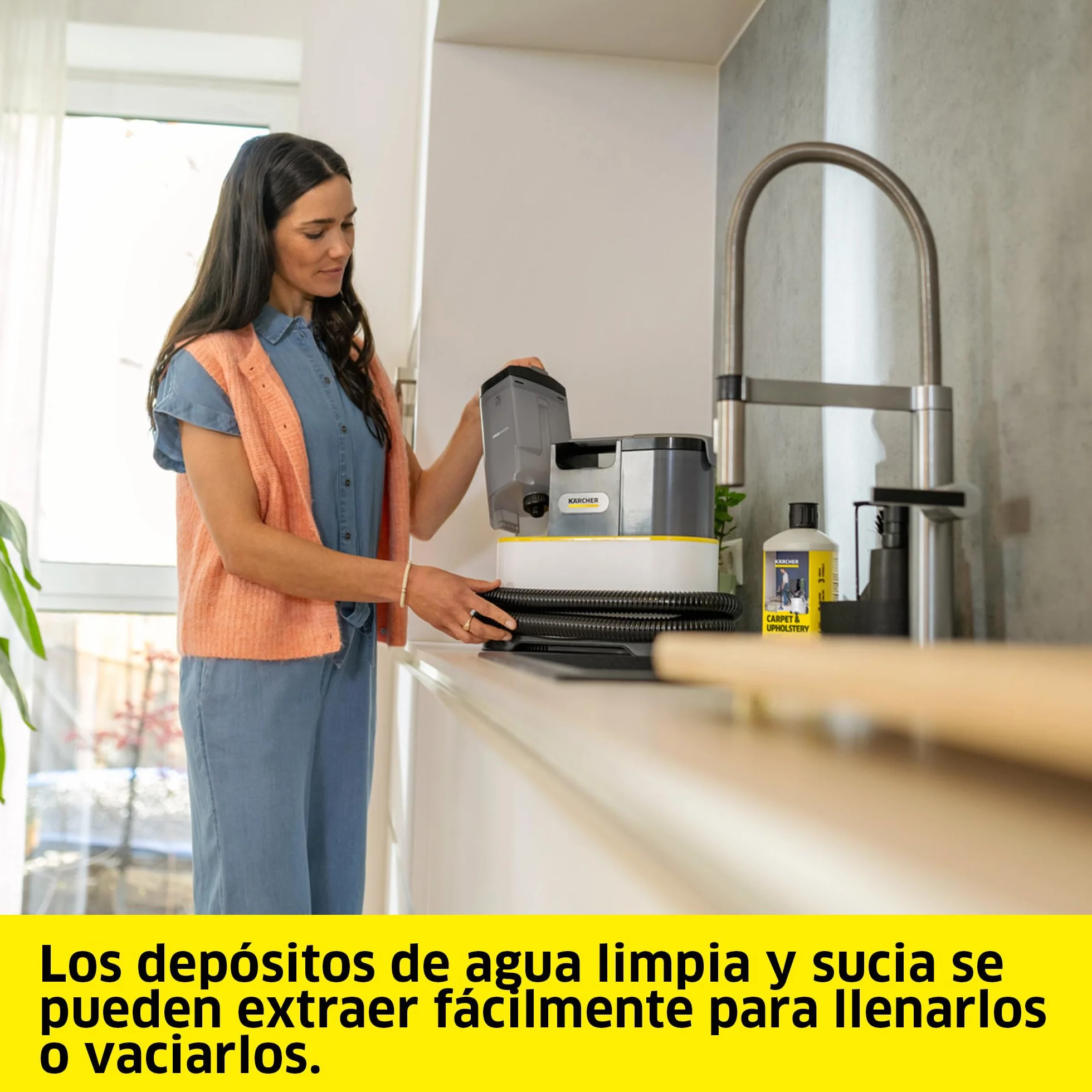 Kärcher lava-aspiradora SE 2 Spot Care, potencia: 450 W, depósito de agua limpia: 1,5 l, superficie: 2,89 m², peso: 4,2 kg, boquilla para tapicerías, boquilla para manchas, limpiador RM 519