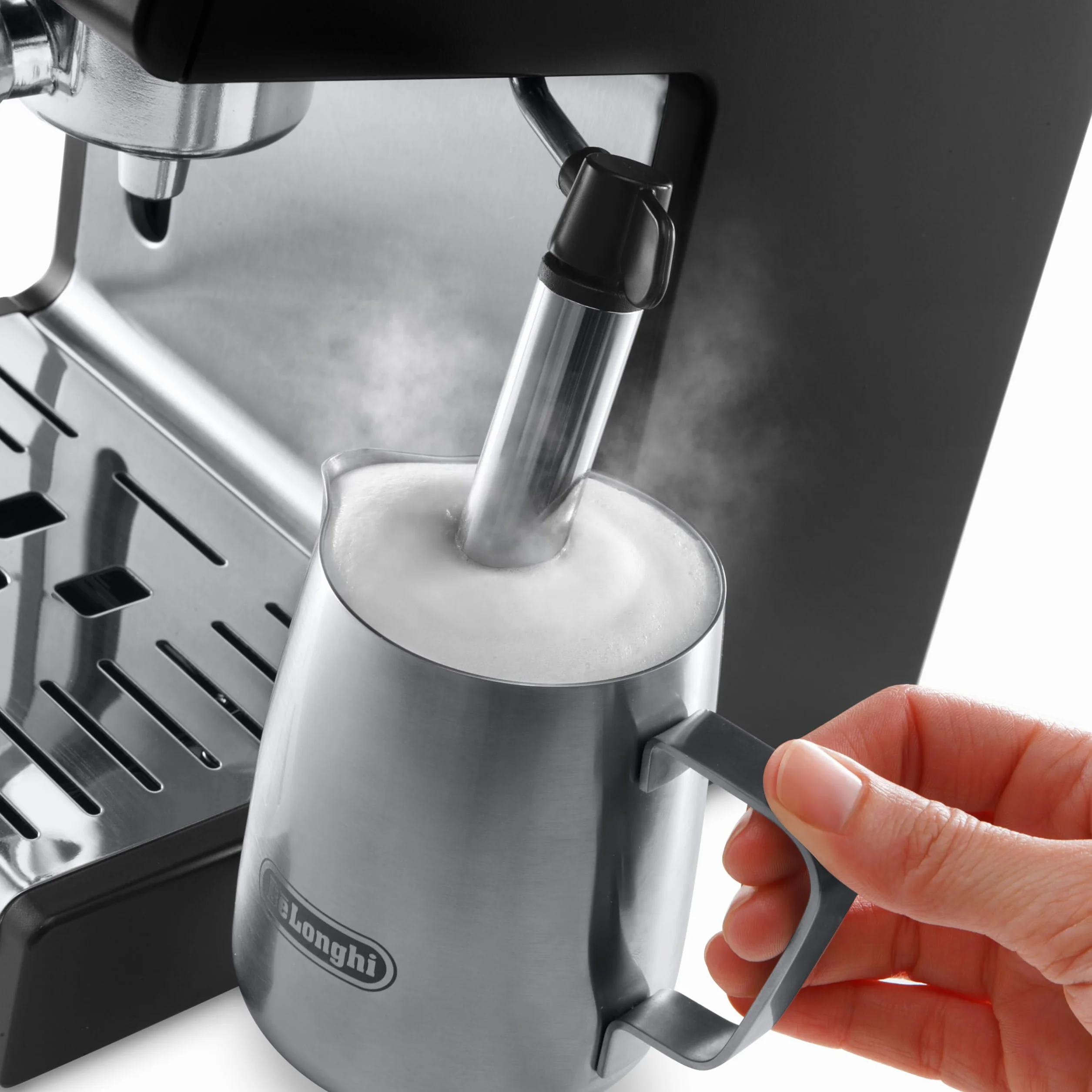 De'longhi - Cafetera de Bomba Tradicional para Espresso y Cappuccino, para Café Molido y Monodosis, 2 Tazas Simultáneamente, Depósito de Agua de 1.1l, 1100 W, ECP 33.21, Negro y Plata