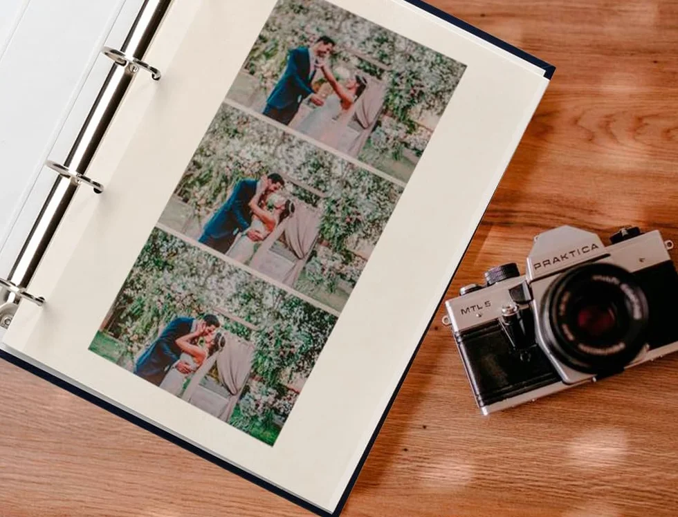 Album DE Fotos LIDERPAPEL Anillas Serie Classic con 20 Hojas Autoadhesivas Color Azul