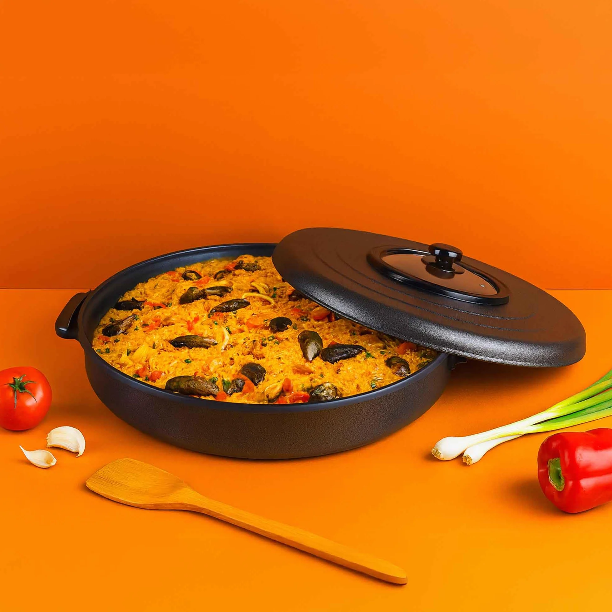 Jata PE550 - Paellera Eléctrica 55 cm con Tapa, Sartén Eléctrica Multifunción Antiadherente, 1900W, Gran Capacidad para Paellas, Guisos, Arroces y Reuniones Familiares