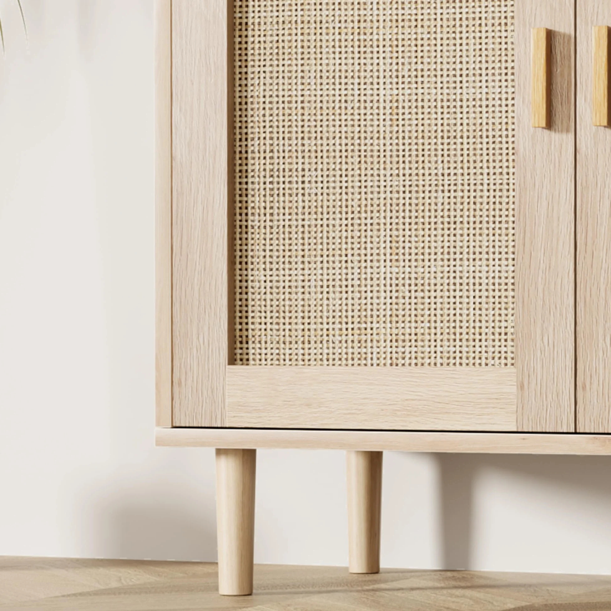 Aparador De Madera con Ratán - Armario De Almacenamiento para Salón con Puerta - Cuatro Compartimentos - para Salón, Dormitorio y Recibidor - Patas Altas - Fácil De Montar y Organizar