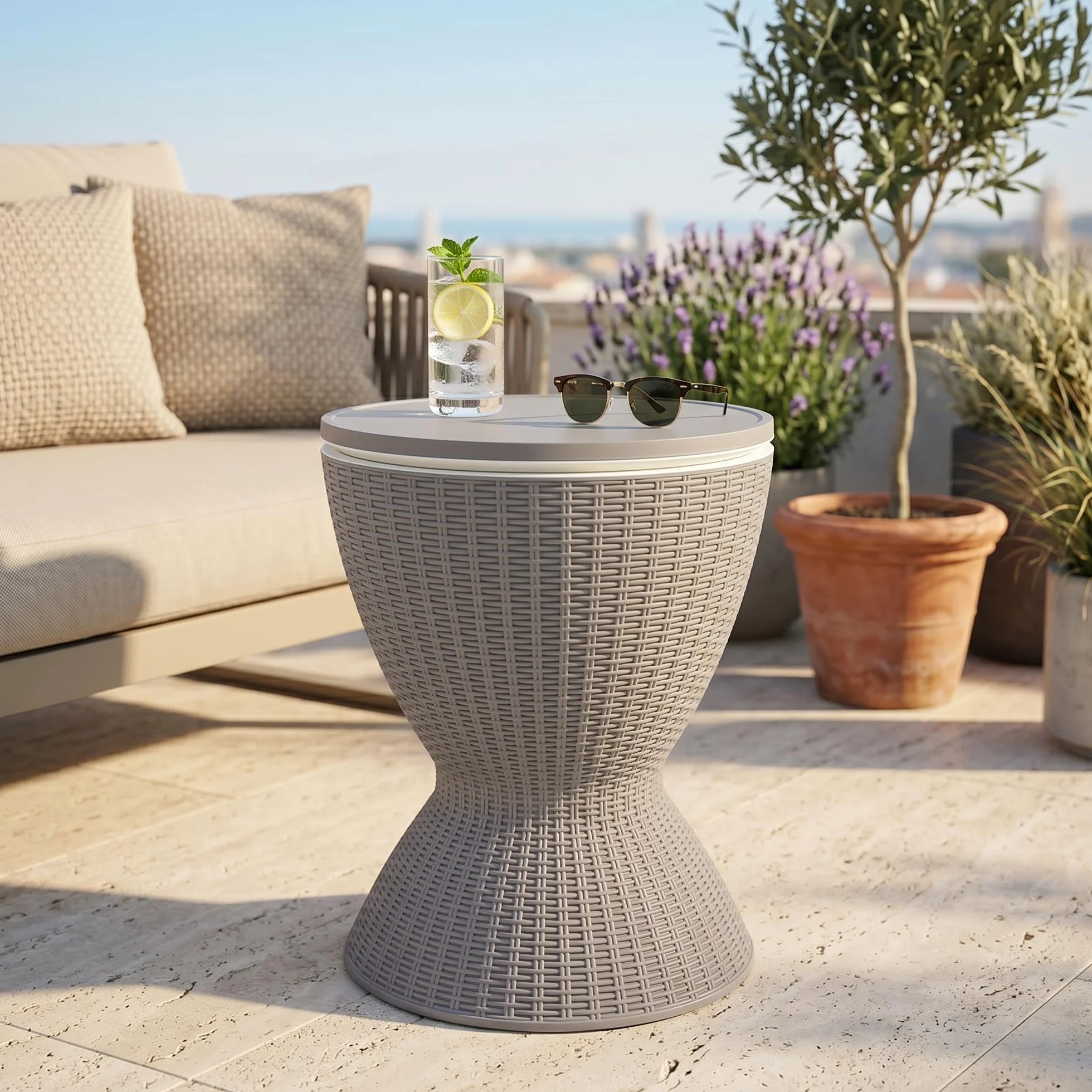 casa.pro Mesa Nevera Jardín Atessa Cubitera de Hielo con Bandeja Elevable Nevera para Playa Terraza Capacidad 30 L Aprox. 40 Latas Imitación Ratán Polipropileno 58xØ49cm - Marrón Claro