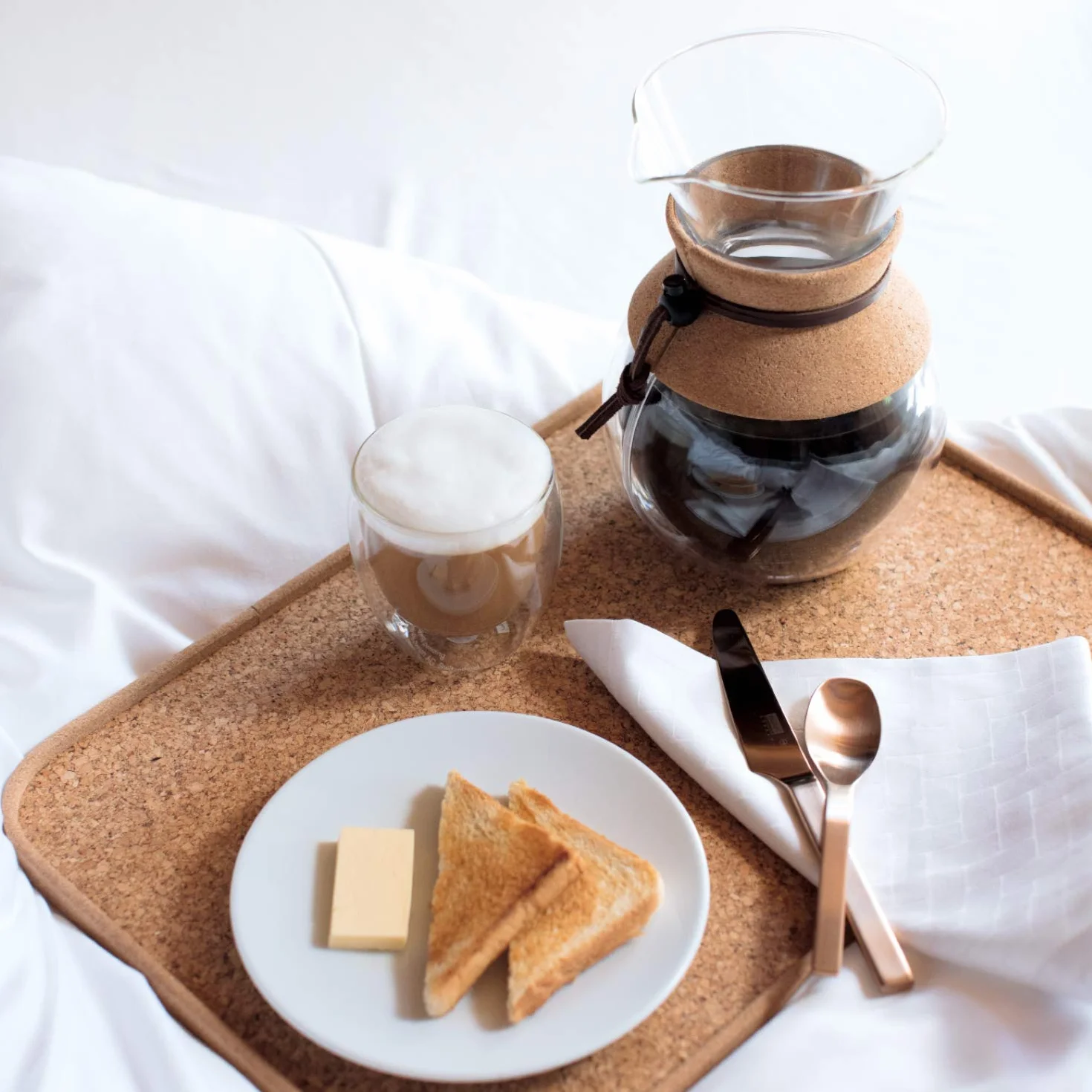 Pour over: cafetera de goteo con filtro dorado, 0.5 l
