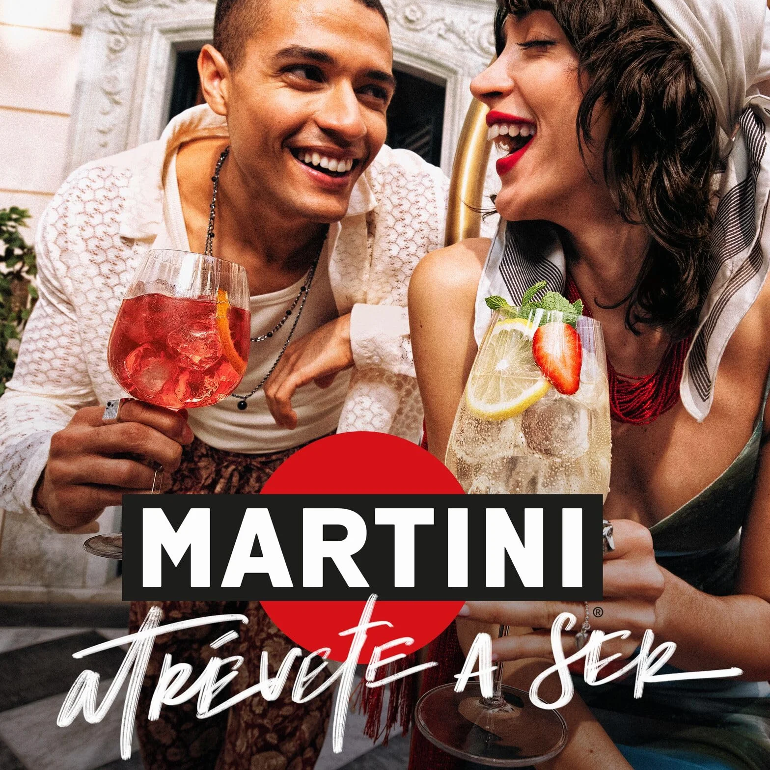 MARTINI Rosso Vermouth Aperitivo 750 ml 15% vol Estuche de regalo