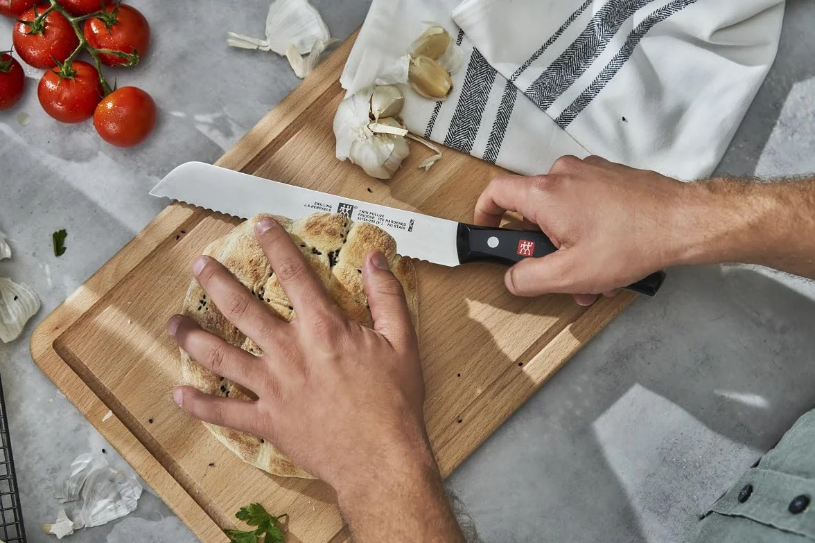 ZWILLING Cuchillo de pan, Longitud de la hoja: 20 cm, Hoja dentada, Mango especial de acero inoxidable/plástico, Twin Pollux