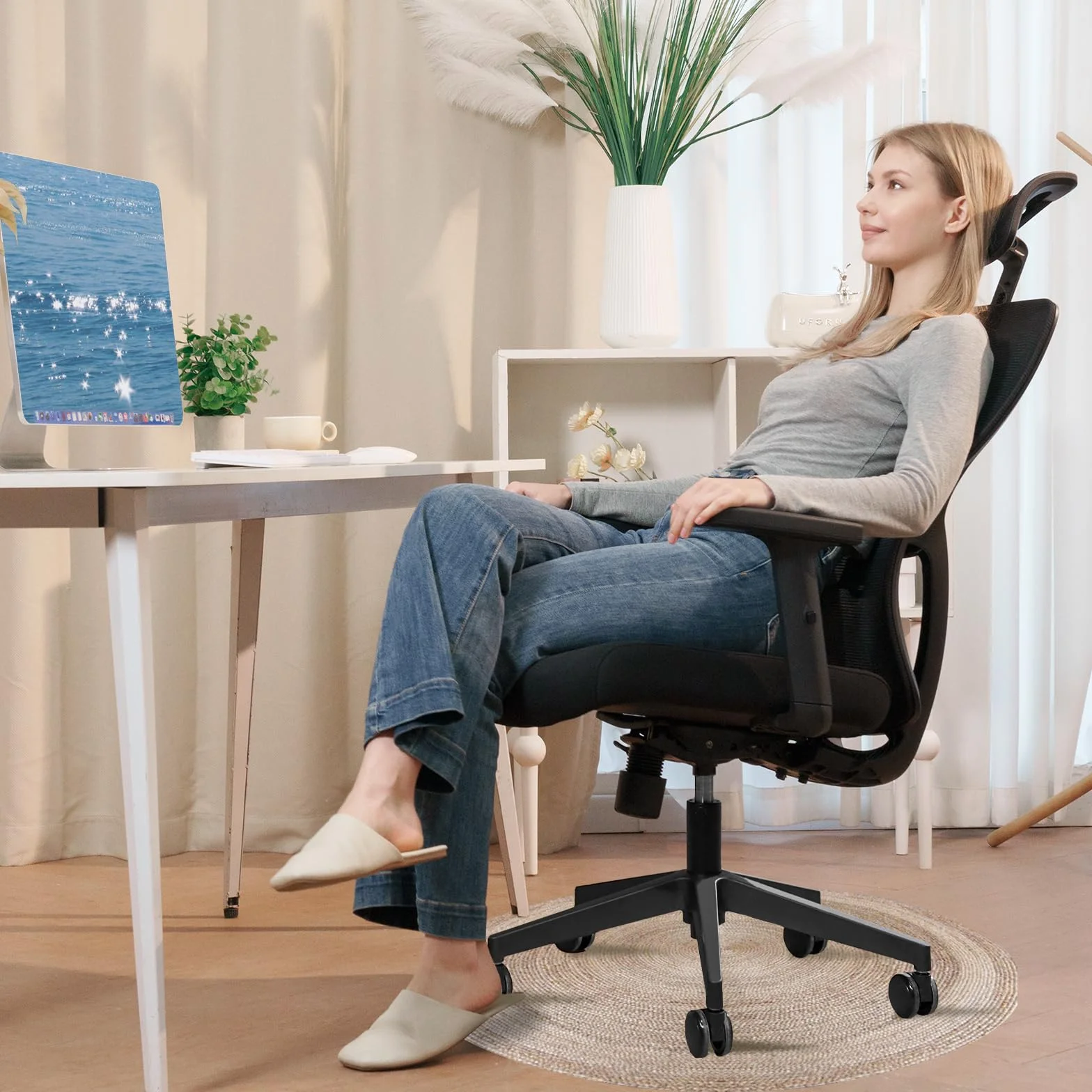 Durrafy Silla Oficina Ergonómica,Silla Escritorio con reposacabezas Ajustable,Reposabrazos, Soporte Lumbar, Altura Regulable y oscilación de 120°, Silla de Oficina Capacidad de Peso 150kg
