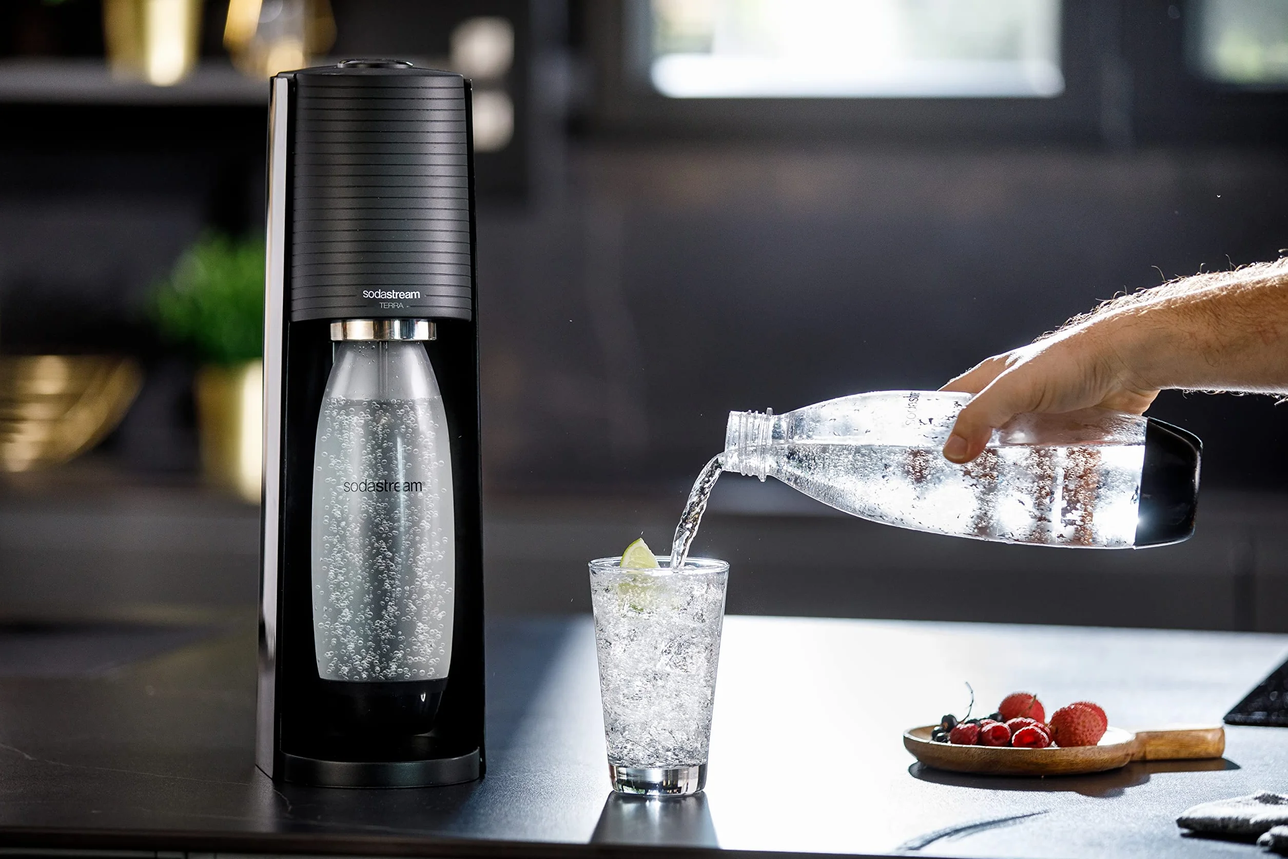 SodaStream Terra Gasador Value Pack x2 con 2 botellas de 1L aptas para lavavajillas y 1 cilindro CO2 Quick Connect, negro mate