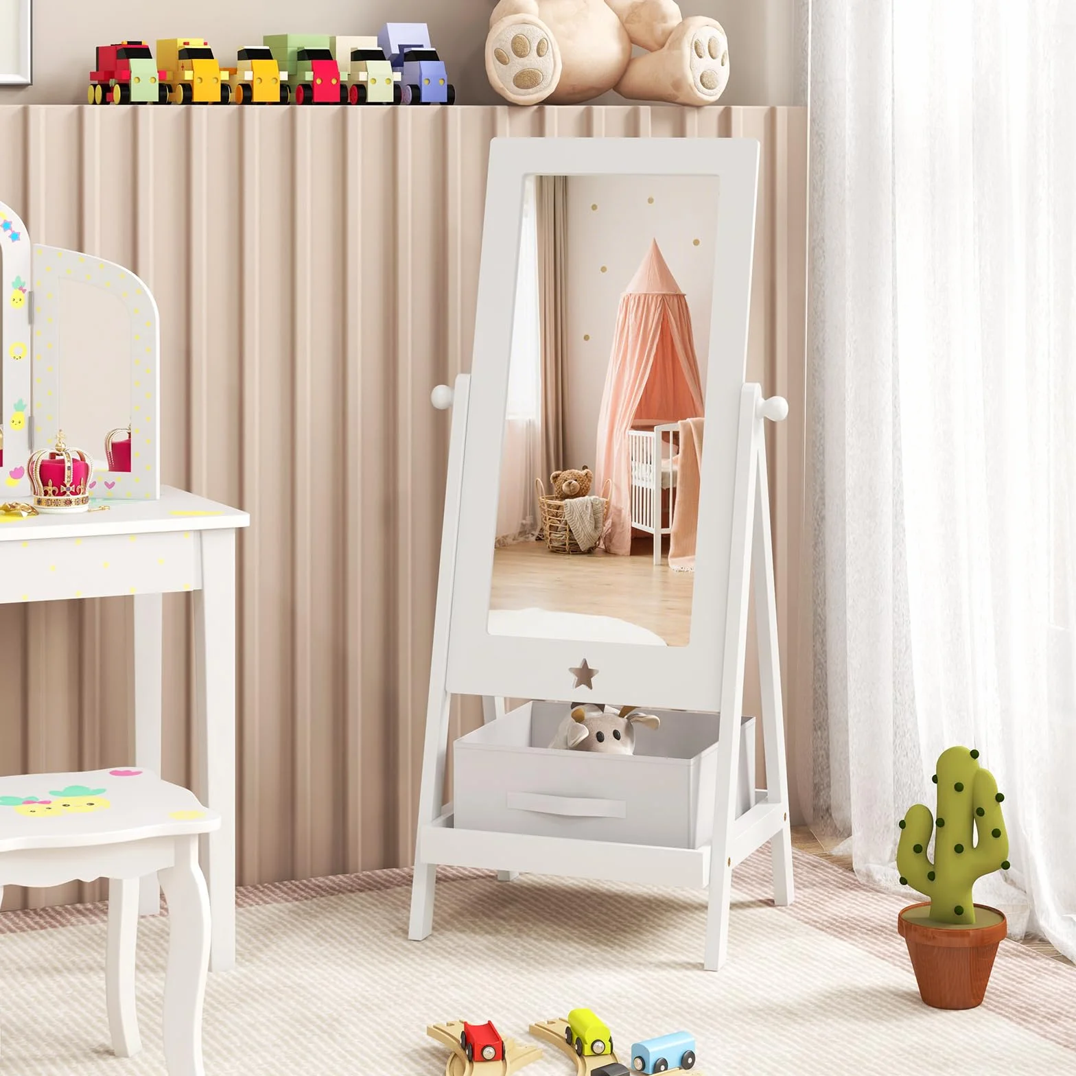 GOPLUS Espejo de Cuerpo Entero para Niños con Ángulo Ajustable, Estante de Almacenamiento y Contenedor de Tela, Pie para Dormitorio Infantil
