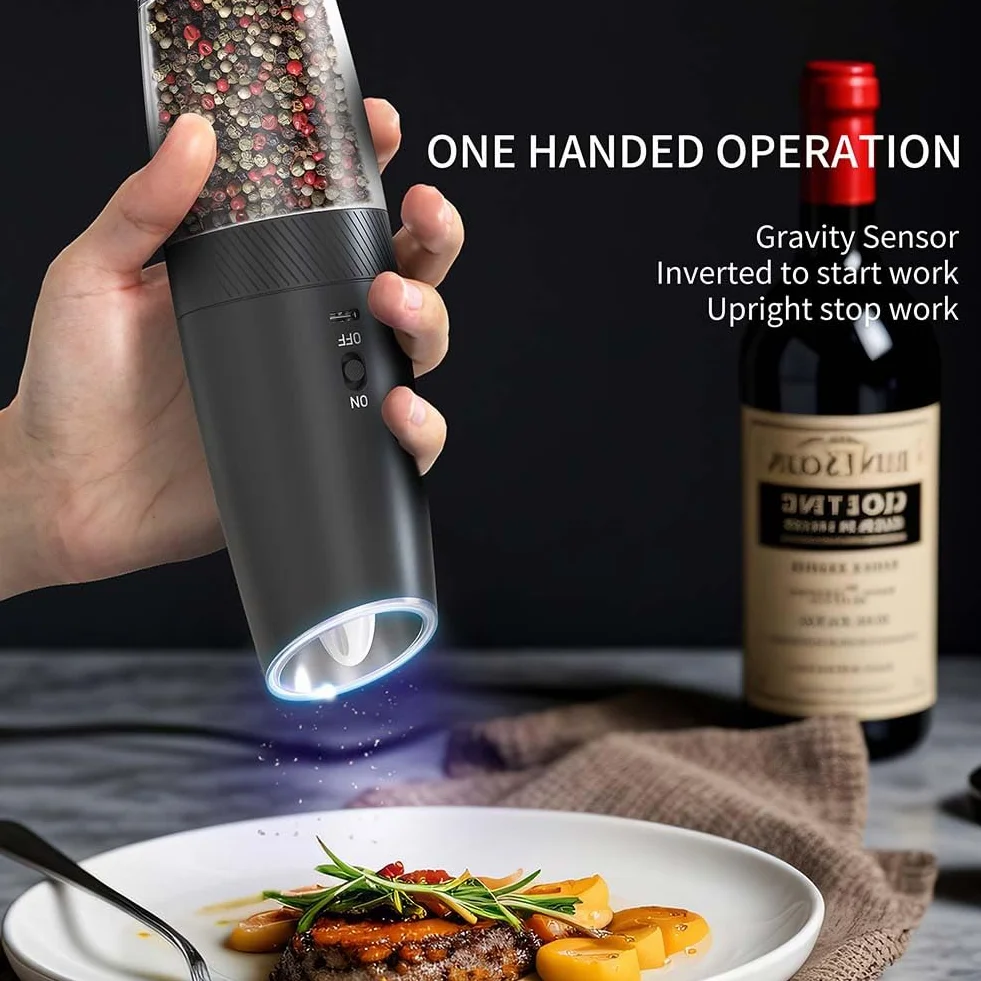 HOTUT 2 Piezas Molinillo Pimienta Electrico, Núcleo de Cerámica Grosor Ajustable Molino de Especias con Luz LED, Détection de la gravité, Recargable por USB, con Cepillo y Paño de Limpieza - Negro