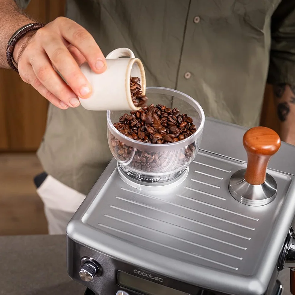 Cecotec Cafetera Express Barista Power Espresso 20 Barista Steel & Grind. 2200W, 20Bares, Molinillo Cónico, 2.1L Depósito Agua, 180g Café, 30 Niveles, Thermoblock, Doble Brazo, Accesorios Incluidos
