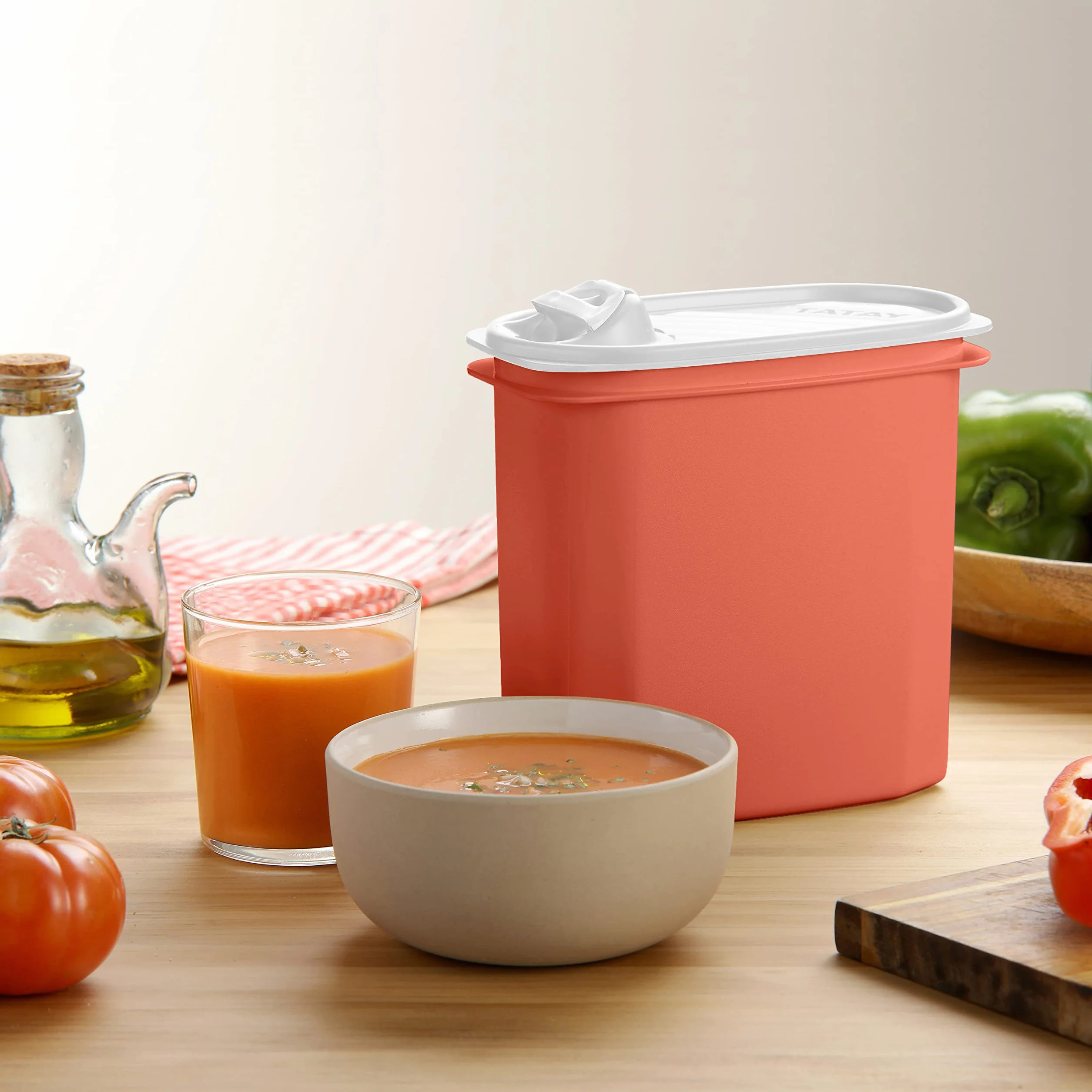 Tatay Porta Gazpacho 2L Tapa a Presión Top Flex con Vertedor, Jarra Para Gazpacho, Apto Microondas, Lavavajillas, Nevera, Congelador, Plástico Libre de BPA, 18,4x9,7x19 cm, Naranja