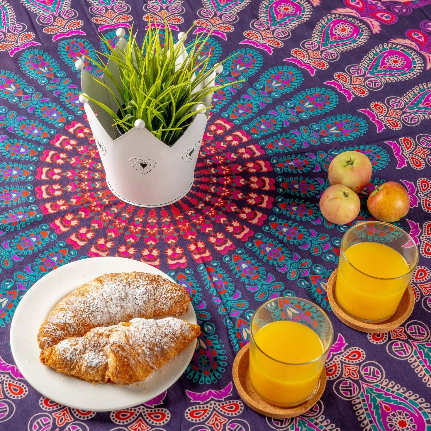 MOMOMUS Tapiz Mandala 100% Algodón - Tapiz de Pared, Póster para Pared Grande en Tela o Tapiz Decorativo de Pared - Ideal como Decoración de Habitación, Salón y Dormitorio - Lila, 210x230 cm