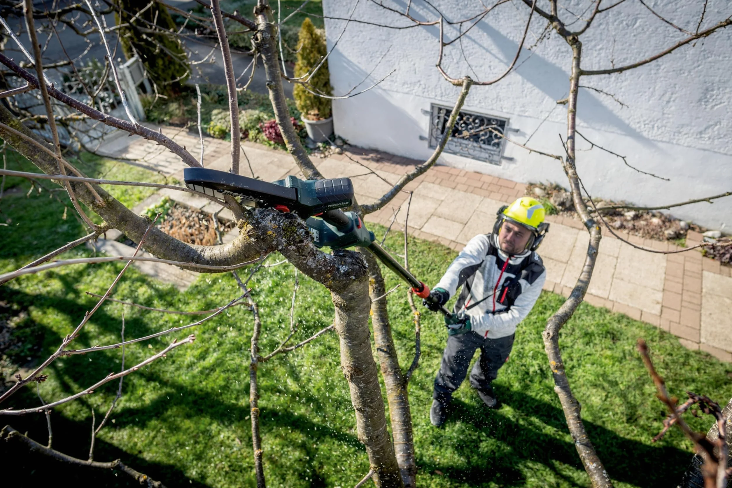 Metabo Varilla telescópica de 120 a 180 cm, con correa para el hombro, varilla de fibra de vidrio, apta para motosierra con batería MC 18 LTZ 15, varilla extensible 601503840