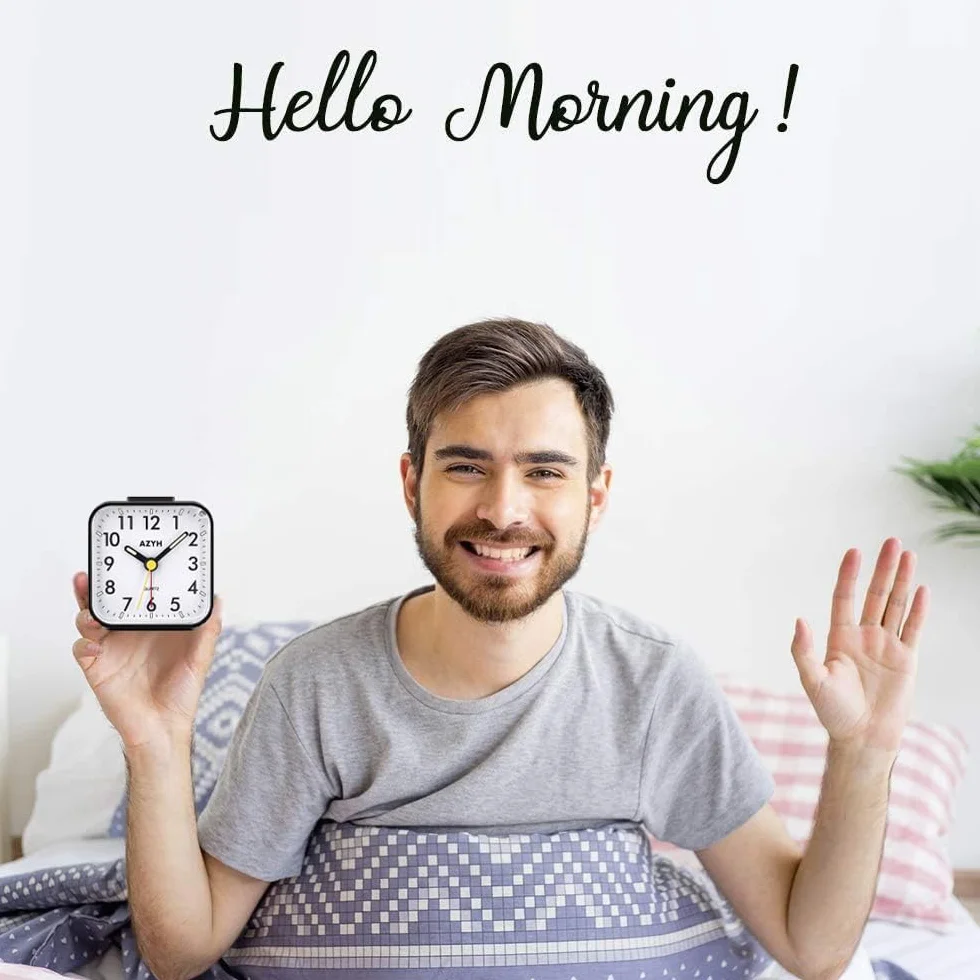 Azyh Despertador Analógico Sin Tictac Con Luz, Funciona Con Pilas, Alarma Fuerte, Función de Repetición, Silencioso, Luminoso, Portátil y Pequeño