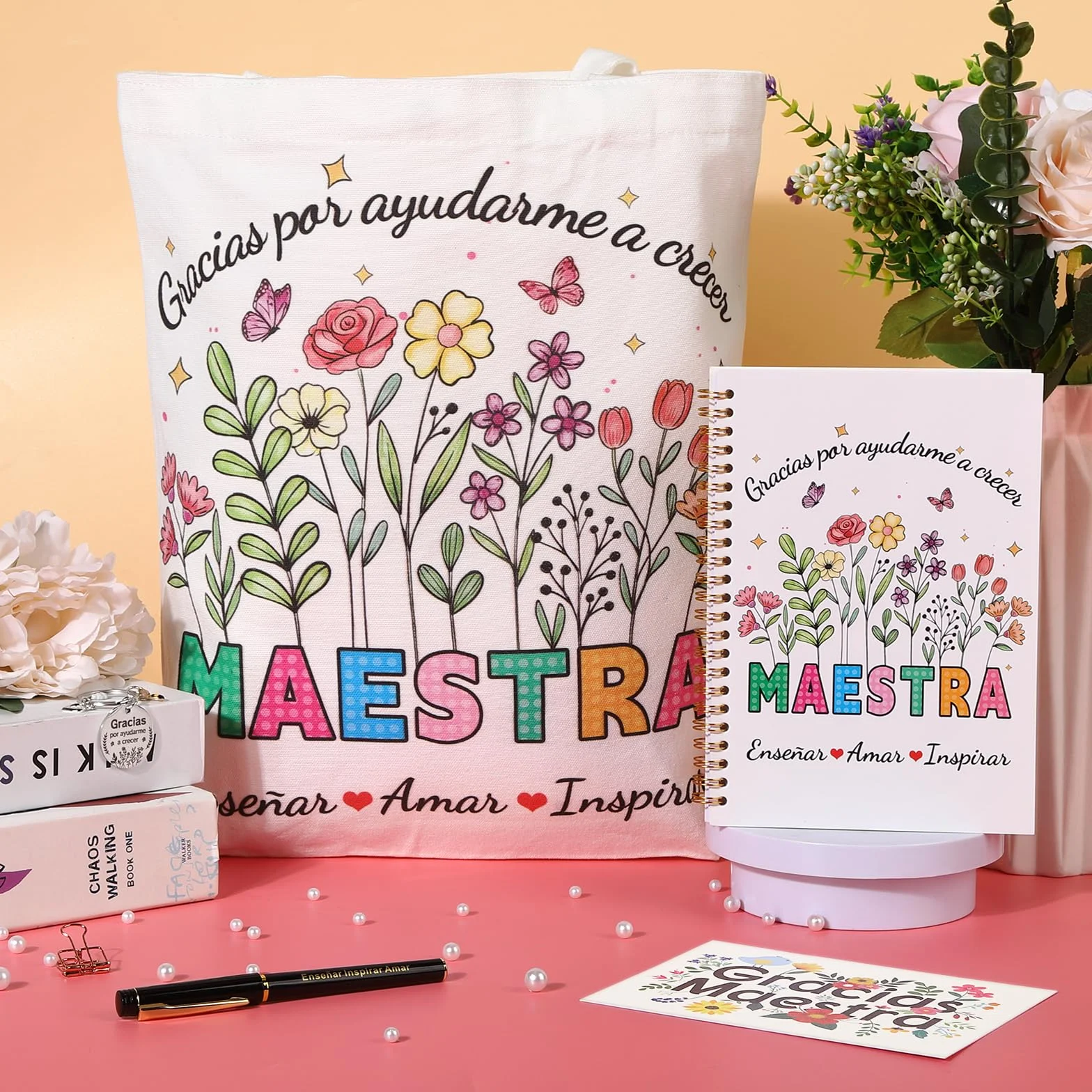 Echehi Regalo Maestra Infantil Set 6 Piezas con Tote Bag Cuaderno A5 Llavero Bolígrafo Tarjeta Caja Original