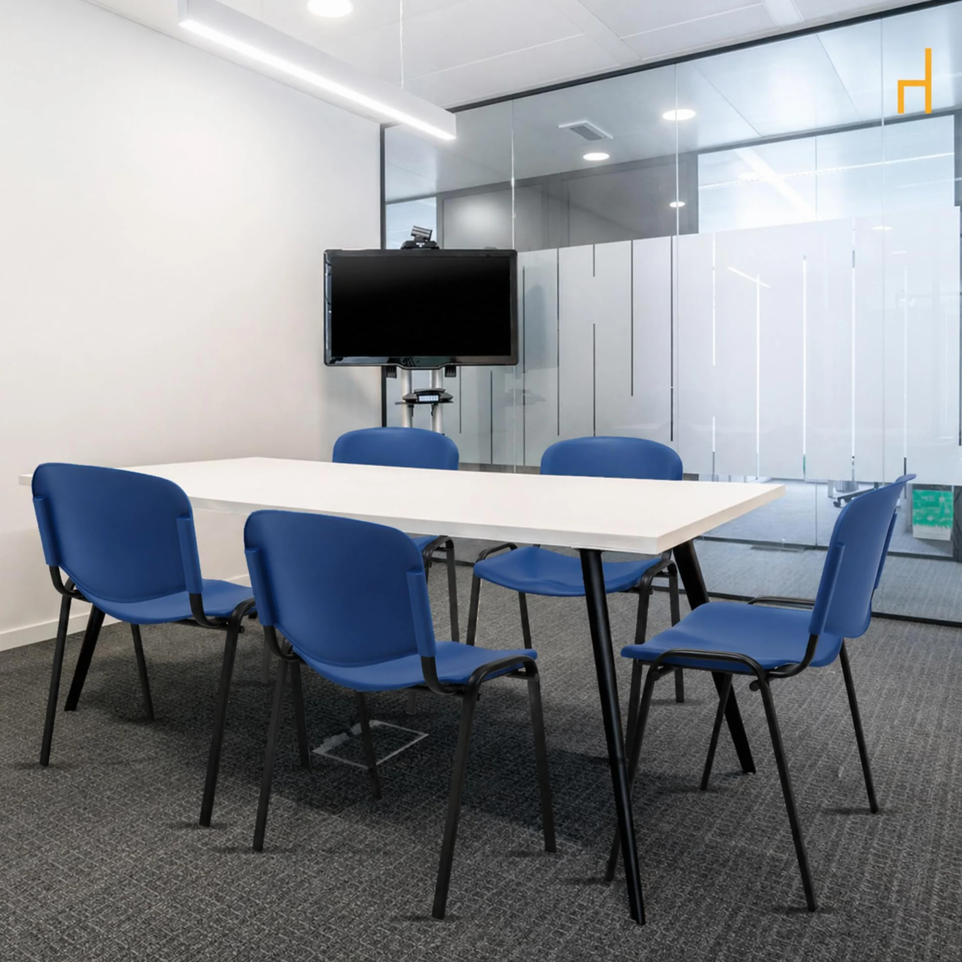 La Silla Confidente ISO de Plástico Apilable Pack de 4 Azul para Sala de Espera Oficina Reuniones