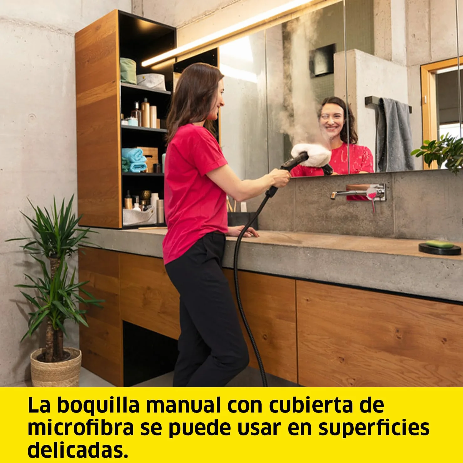 Kärcher Limpiadora de vapor SC 4 Deluxe Iron, presión de vapor: 4 bar, calentamiento: 3 min., superficie: 130 m², depósitos: 0,5 l + 1,3 l, kit suelos EasyFix, boquillas, plancha de vapor
