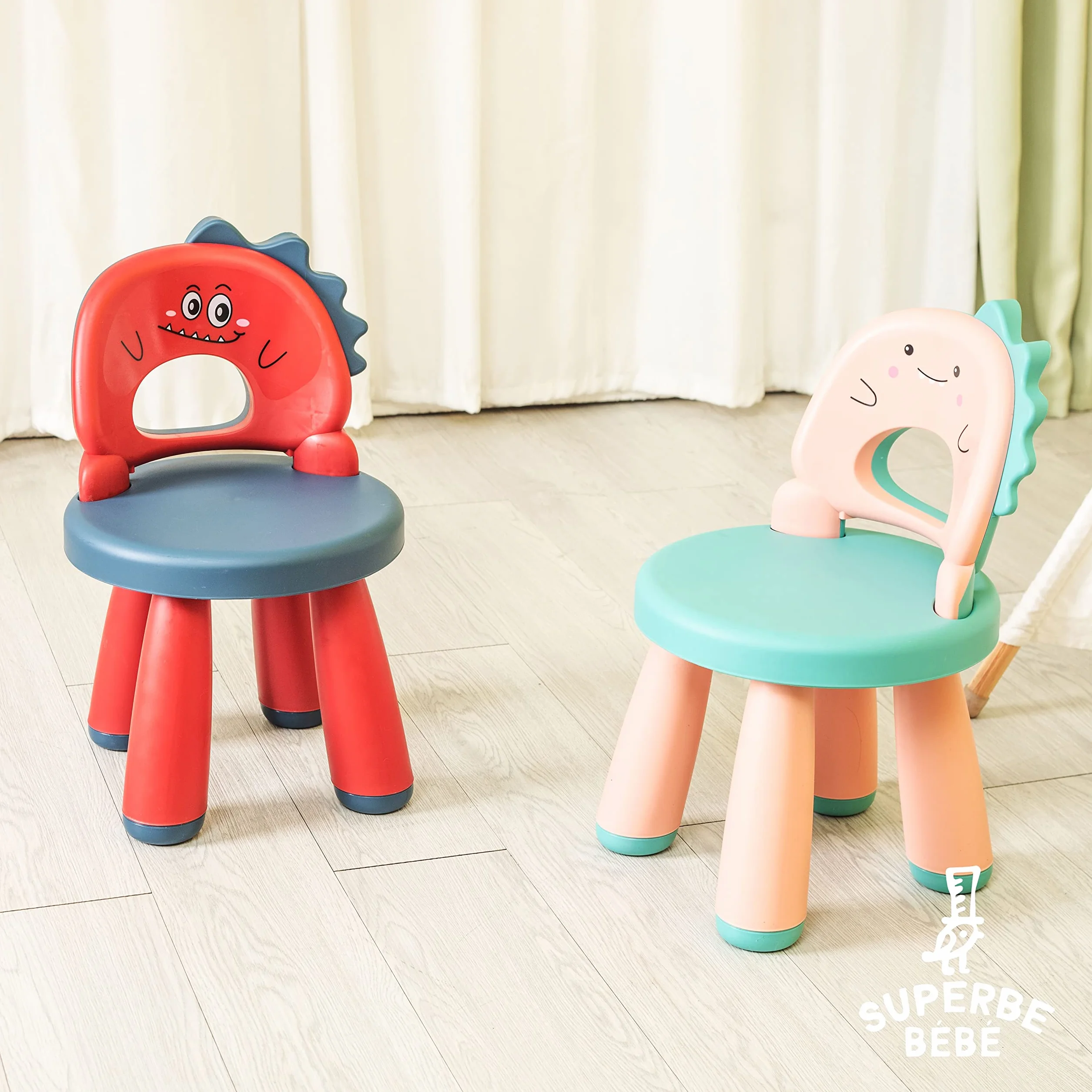 SUPERBE BEBE Silla de plástico para niños - Taburete Infantil - Cómodo, Ligero y Resistente - Apto de 2 a 6 años - Fácil de Limpiar - Asiento ergonómico - Diseño de Dinosaurio