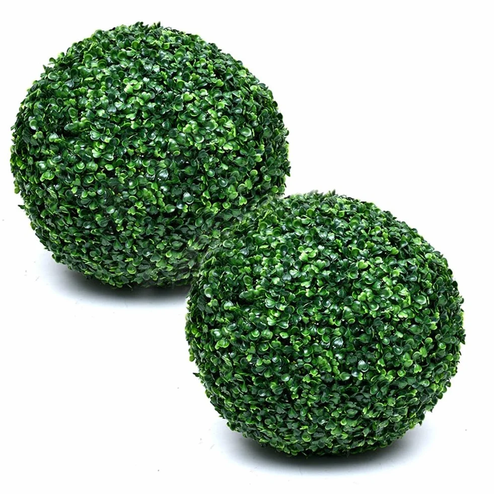 Lecreatekit Paquete de 2 bolas artificiales de boj de 28 cm, plantas topiarias artificiales para decoración colgante, esferas de plástico resistentes a la intemperie para decoración de jardín interior