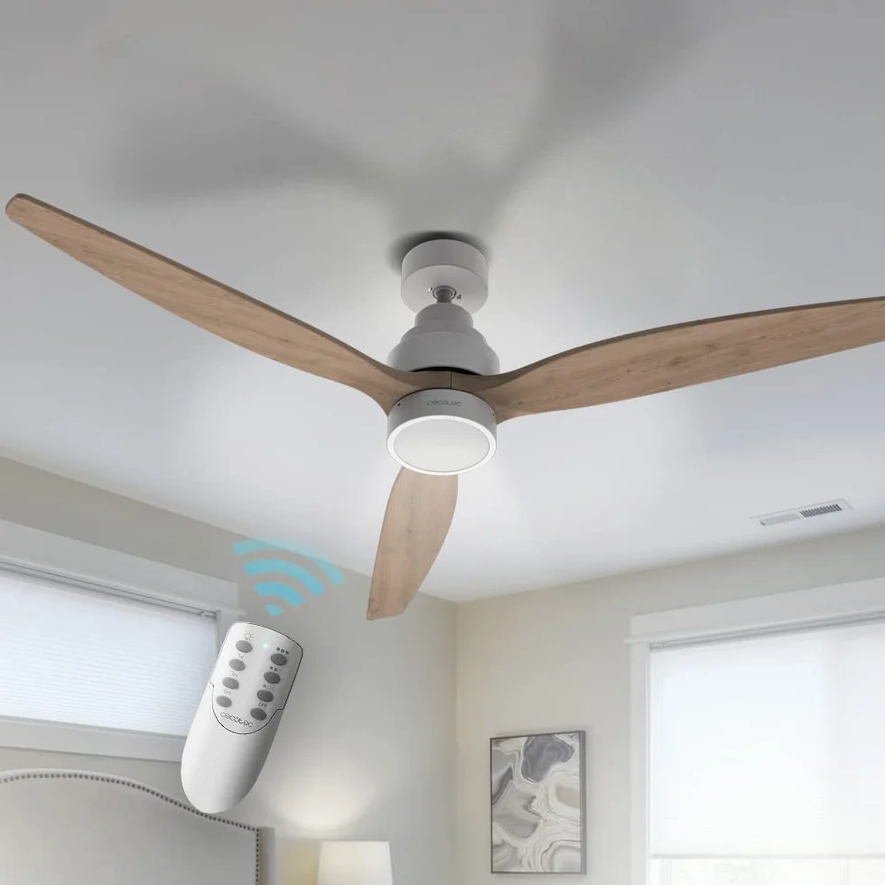 Cecotec Ventilador de Techo con Luz EnergySilence Aero 5300 White&Wood Design. 30W, Diámetro 52” con 3 Aspas, Motor DC, Luz LED, Mando a distancia, Temporizador y Modo Winter-Summer