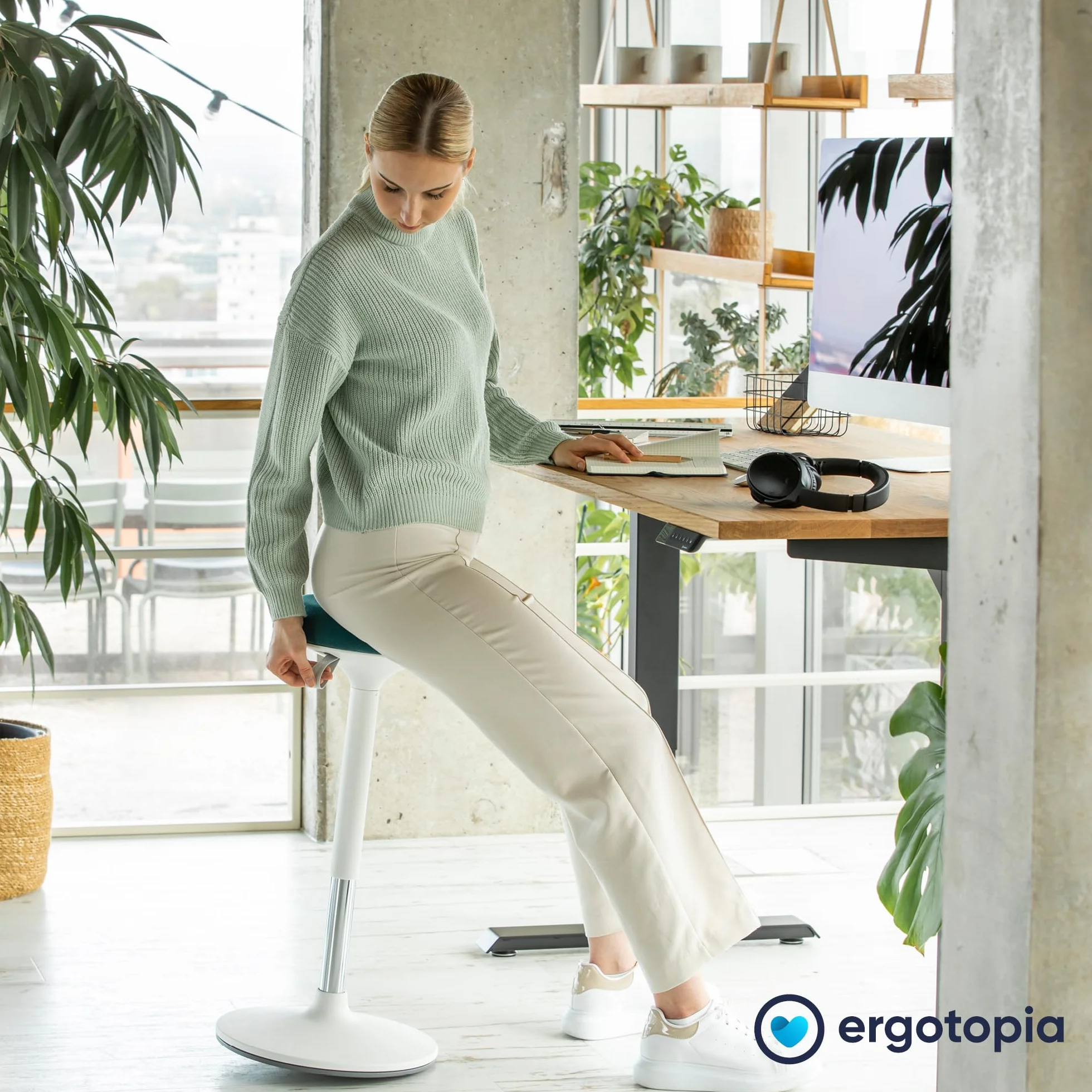 Ergotopia Dykó Taburete ergonómico oficina efecto oscilante altura asiento regulable 56-83 cm giratorio 360° soporte dinámico