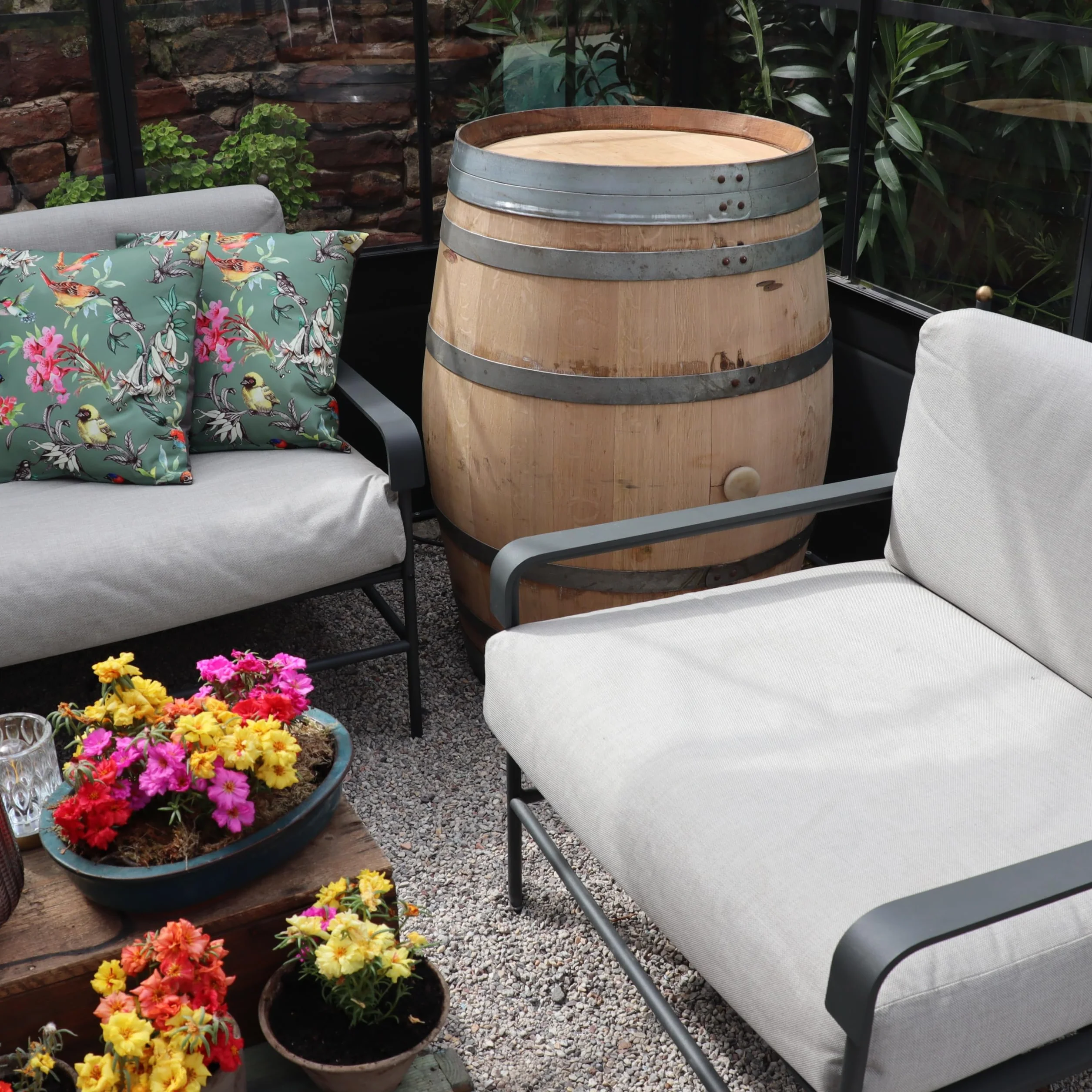 Barrica de vino auténtica de roble para decoración de jardín, de 225 litros
